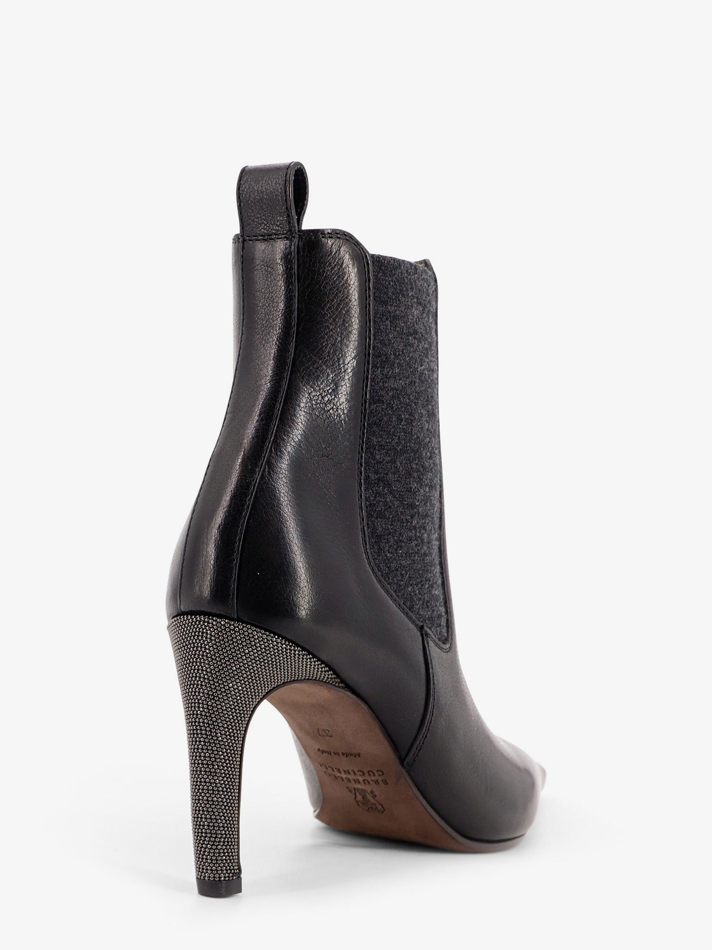Leather boots with Monili detail on the heel