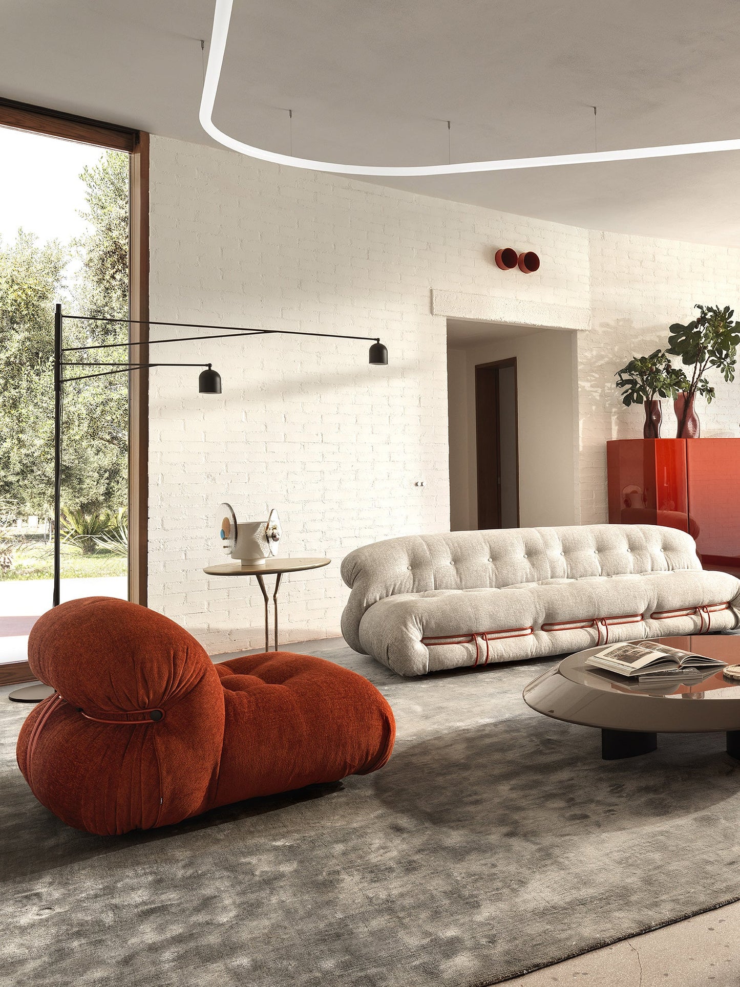 Colourdisc vase in brass and murano glass