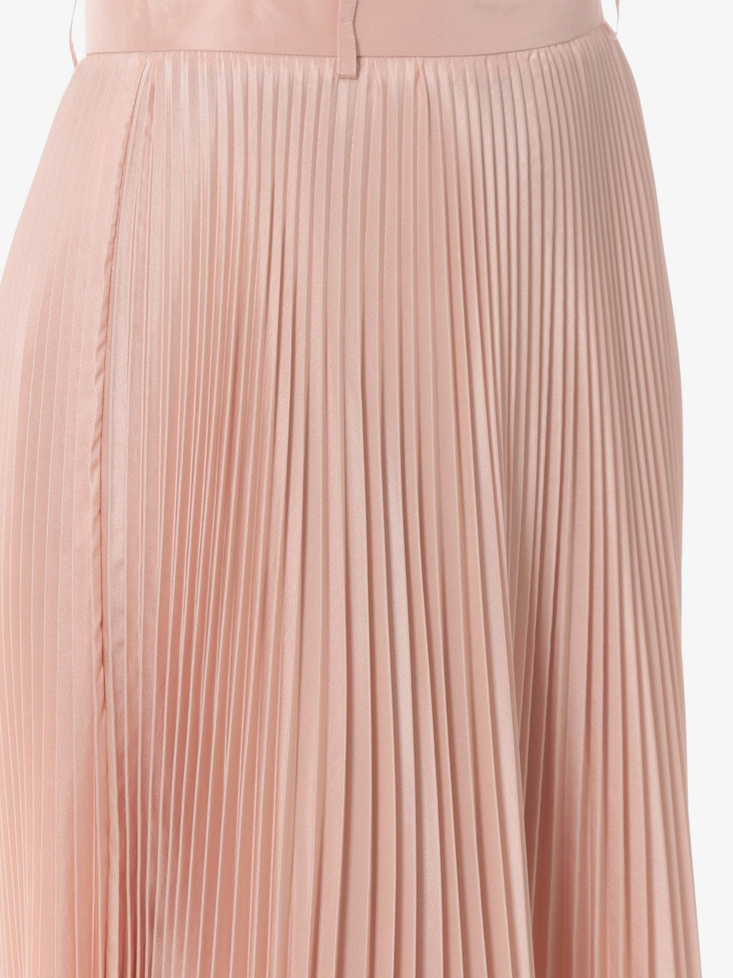 Distressed fabric pleated skirt