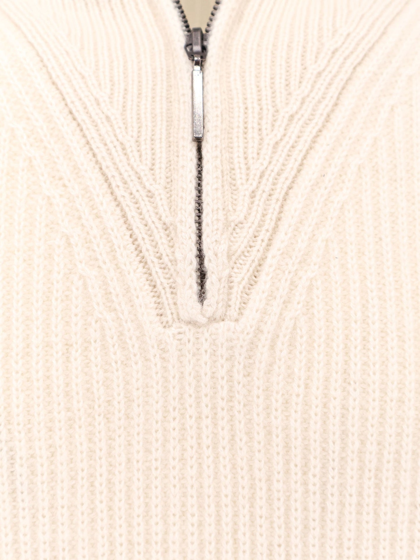 Maglia in cashmere con mezza zip