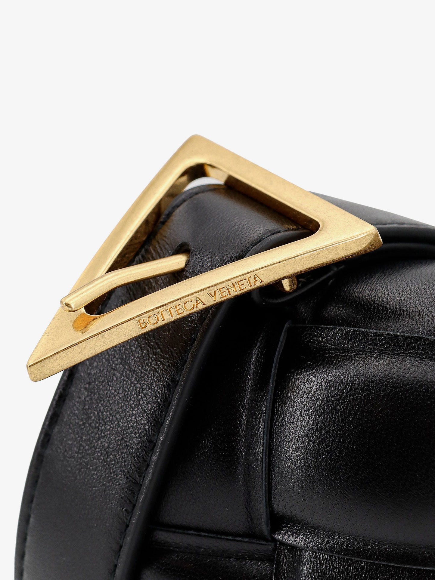 Padded leather shoulder bag with intrecciato motif