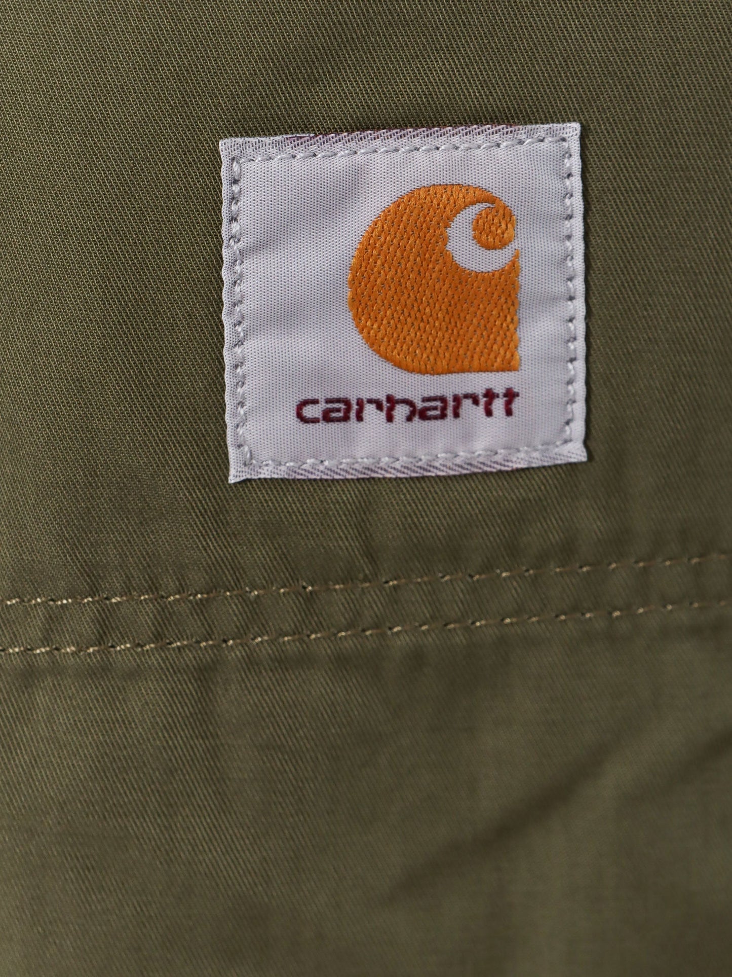 Cotton bermuda shorts with back logo patch