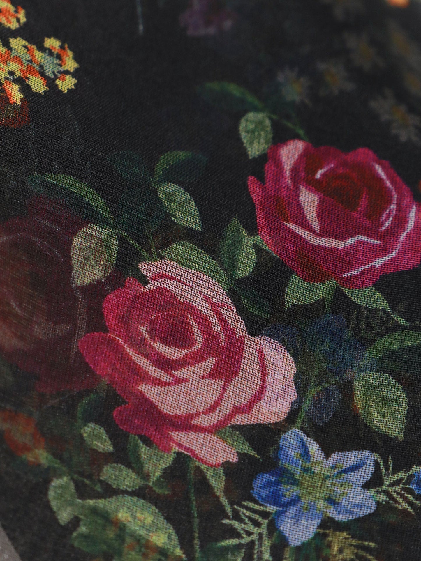 Silk blazer with floral print