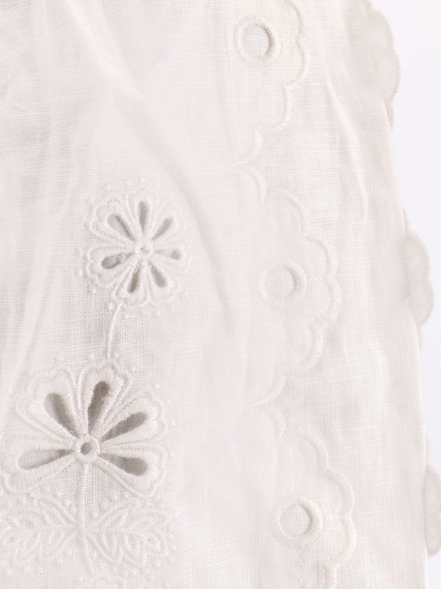 Linen perforated shorts