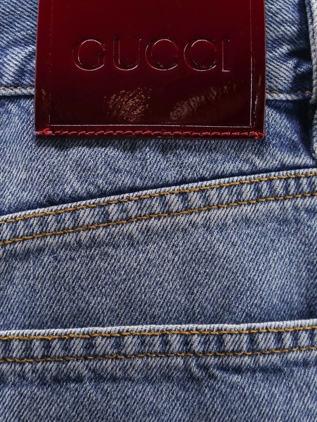 Cotton jeans with Gucci Rosso Ancora naplak tag