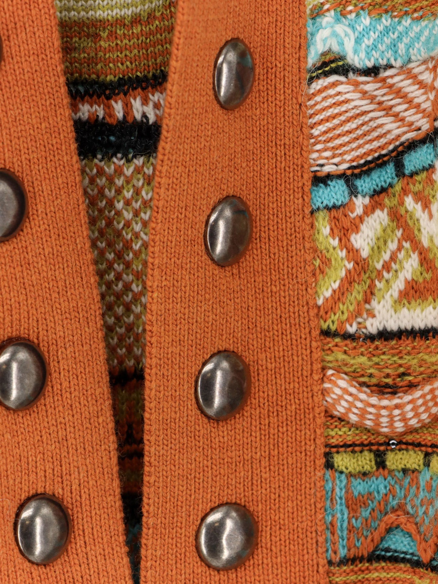 Cardigan with multicolored inlays