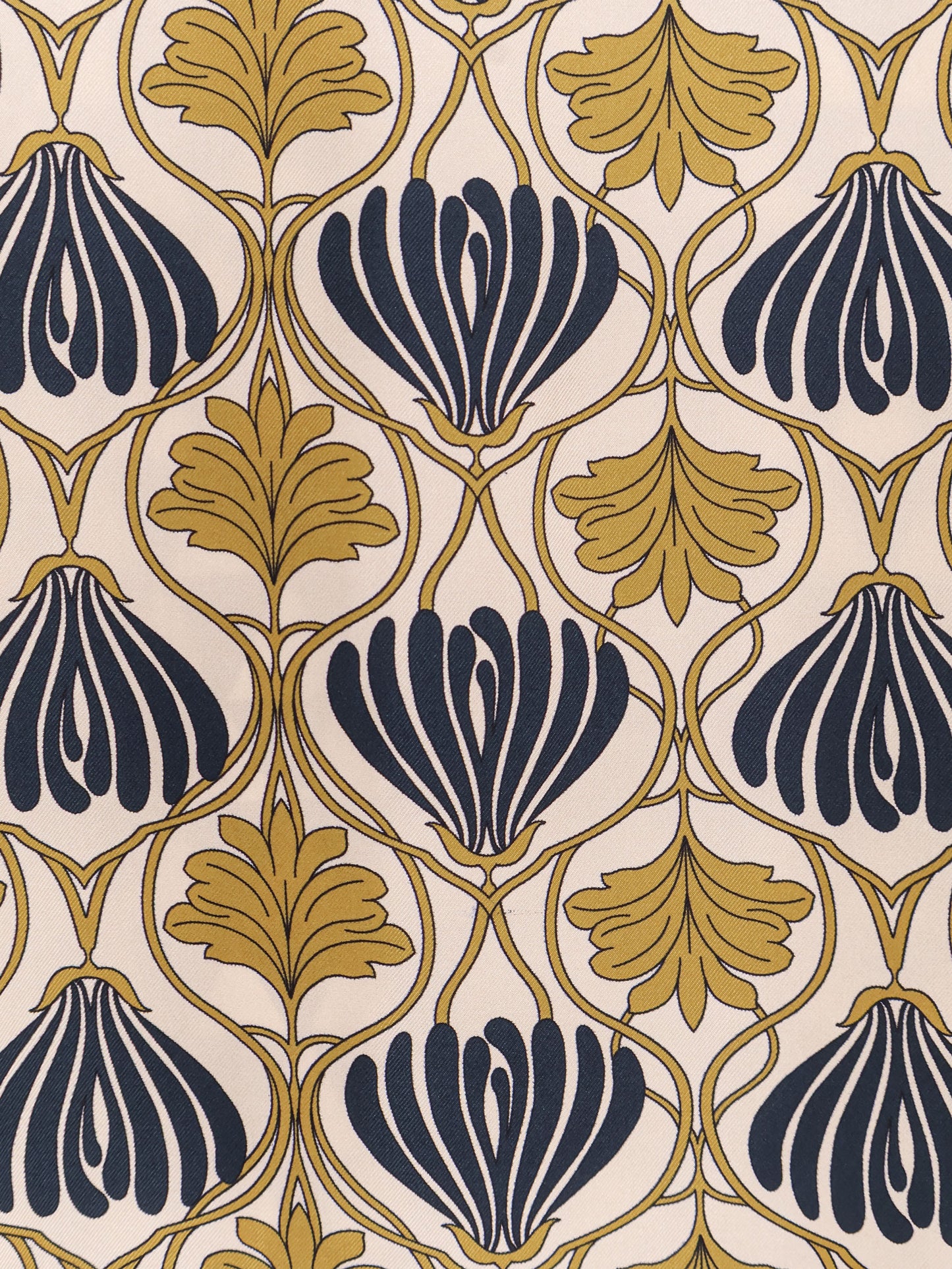 Time silk reversible top