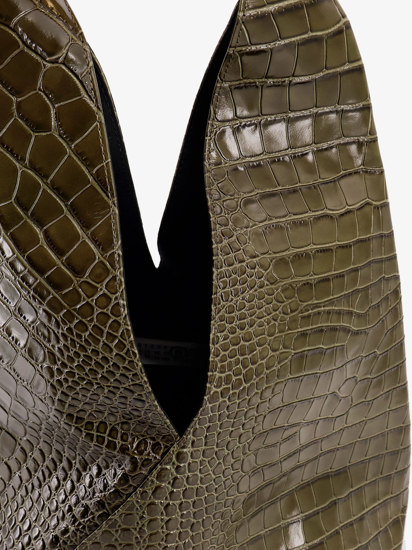 Leather shoulder bag