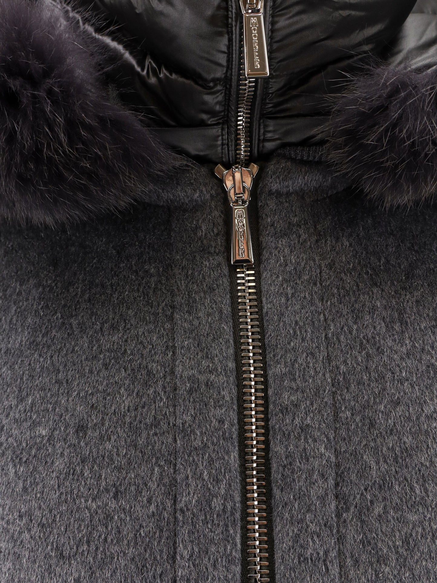 Pegaso-Cwr sleeveless wool and cashmere coat