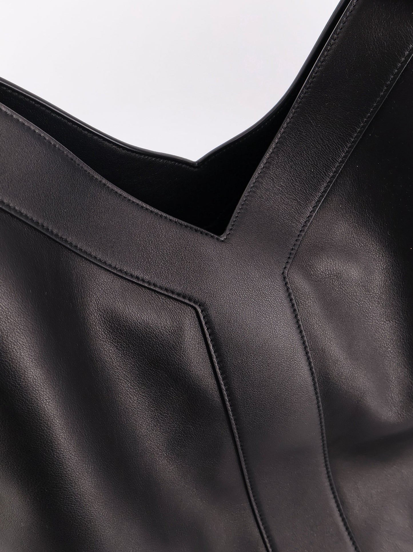 Y Oversize leather tote bag
