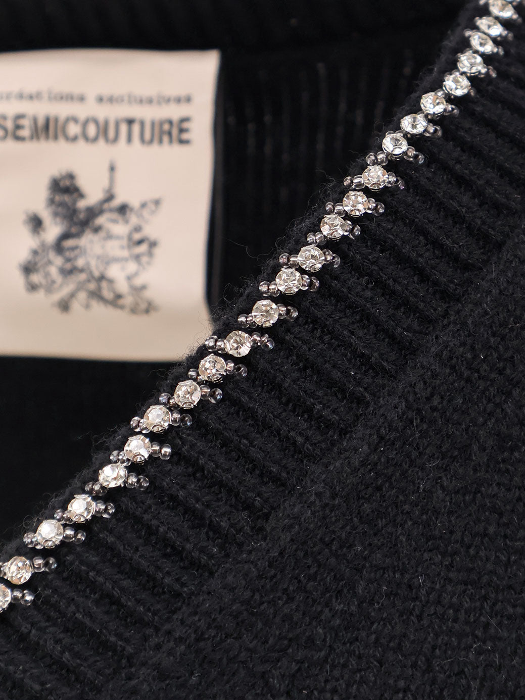 Maglia in lana e cashmere con strass