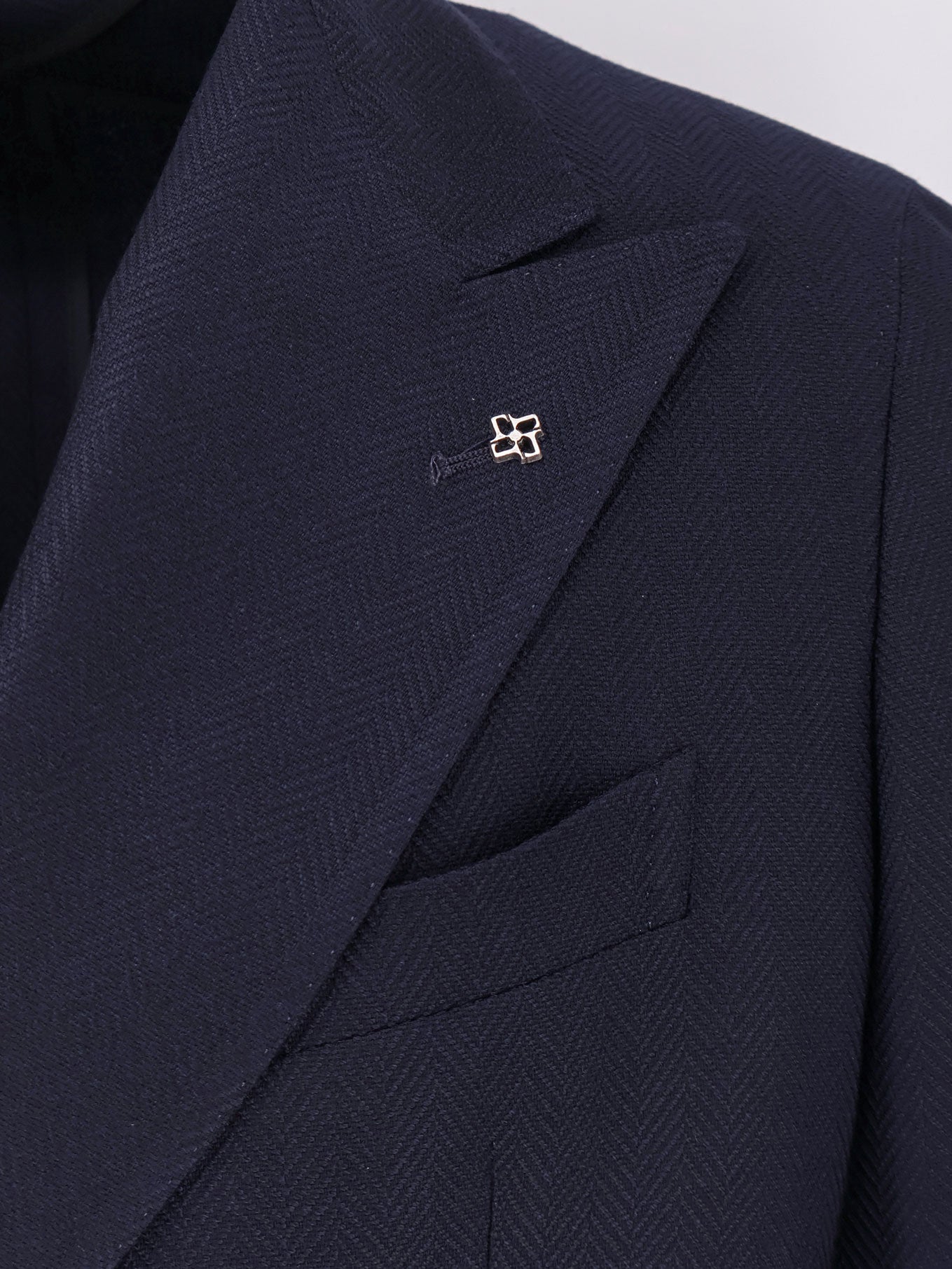 Double-breasted virgin wool blazer