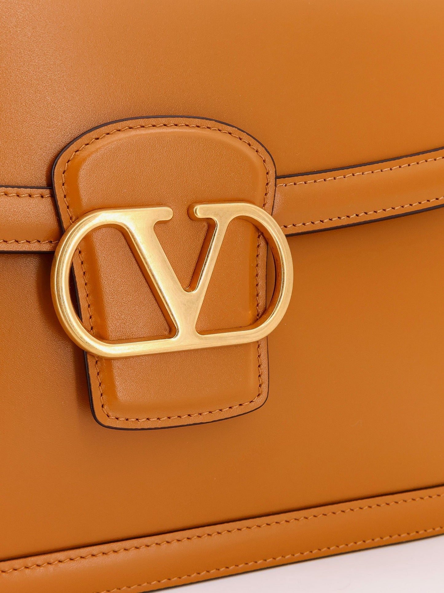 Valentino garavani 9TO5 leather shoulder bag