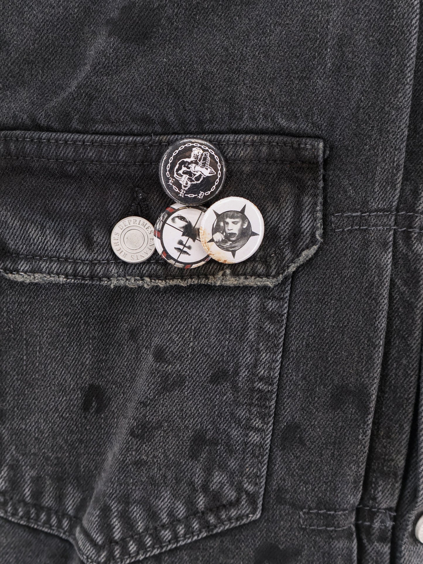 Giacca di jeans con effetto distressed