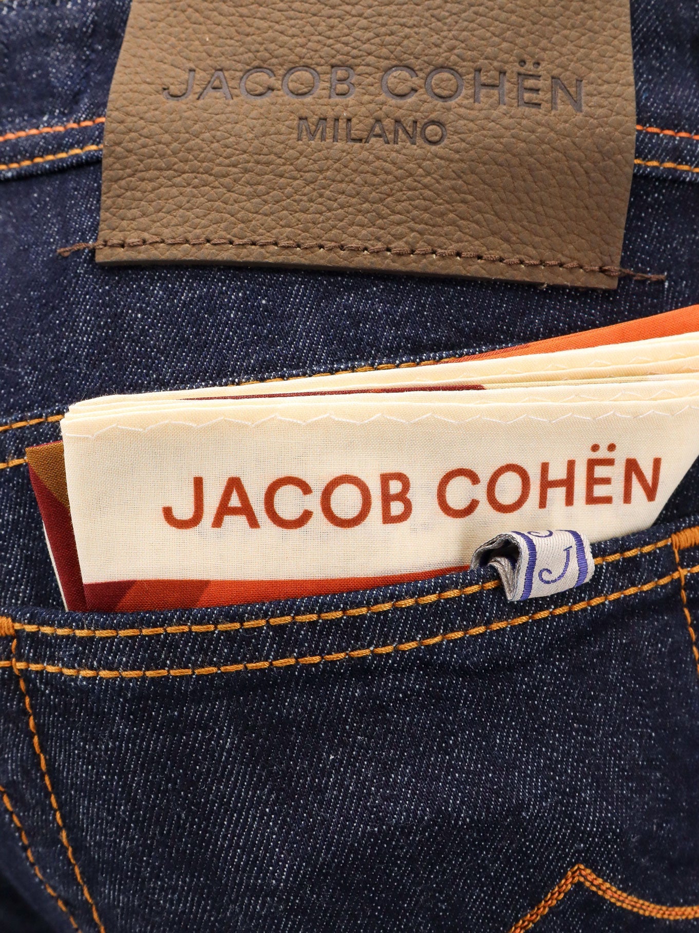 Bard stretch cotton jeans with iconic handkerchief