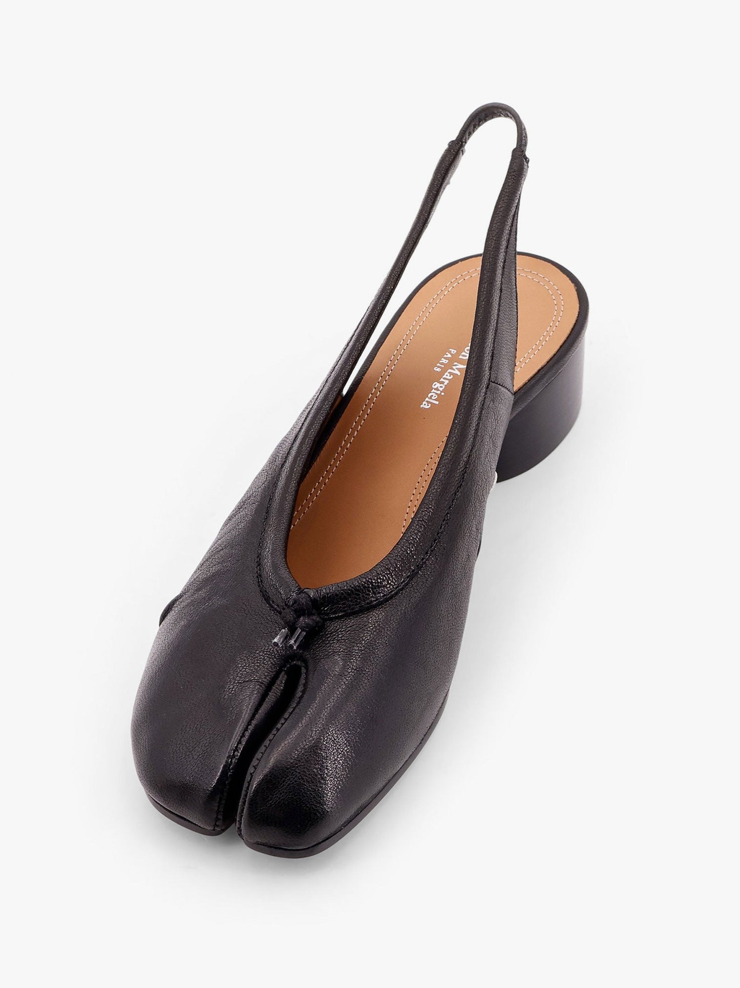 Tabi leather slingback with iconic toe