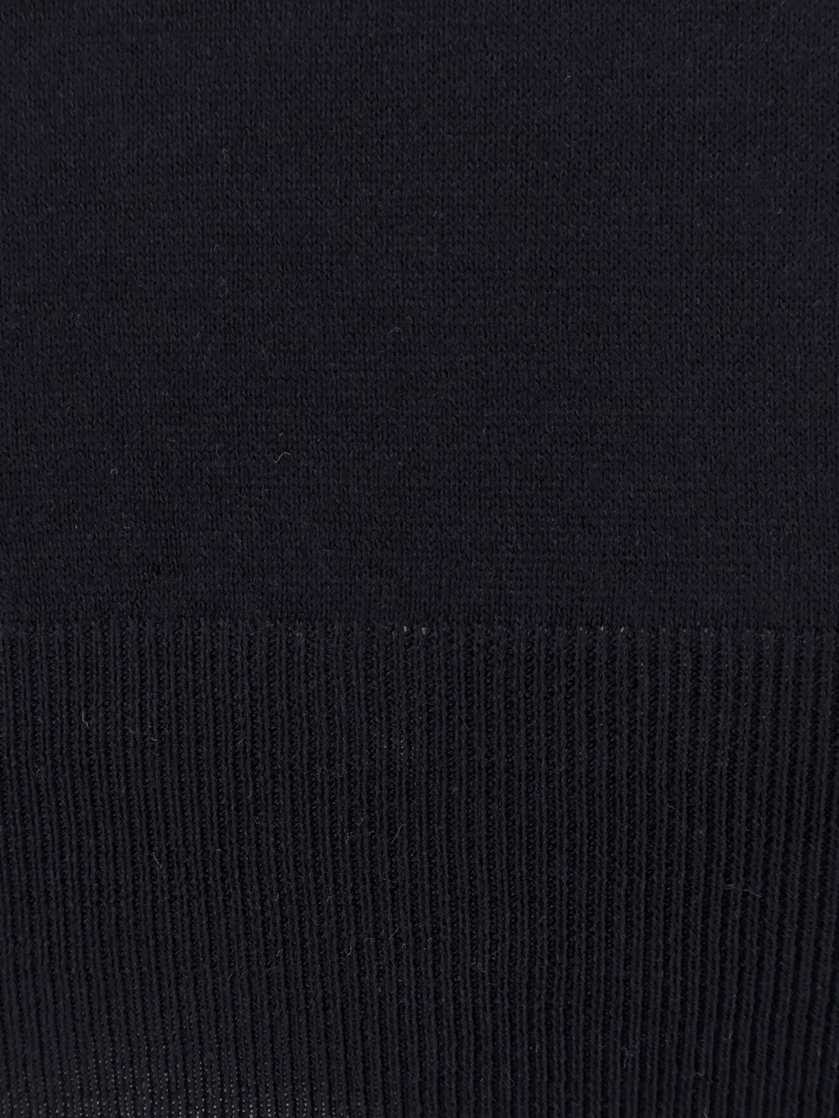 Cotton sweater with contrasting profile