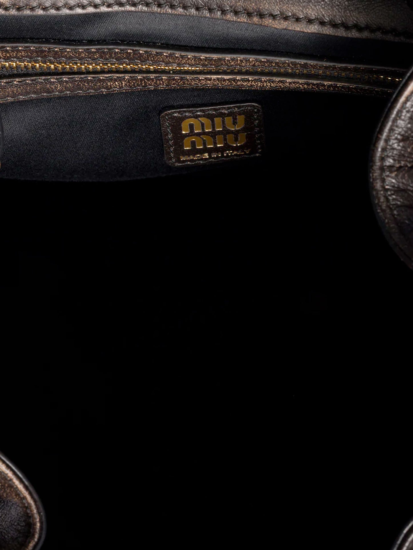 Leather backpack with a vintage effect