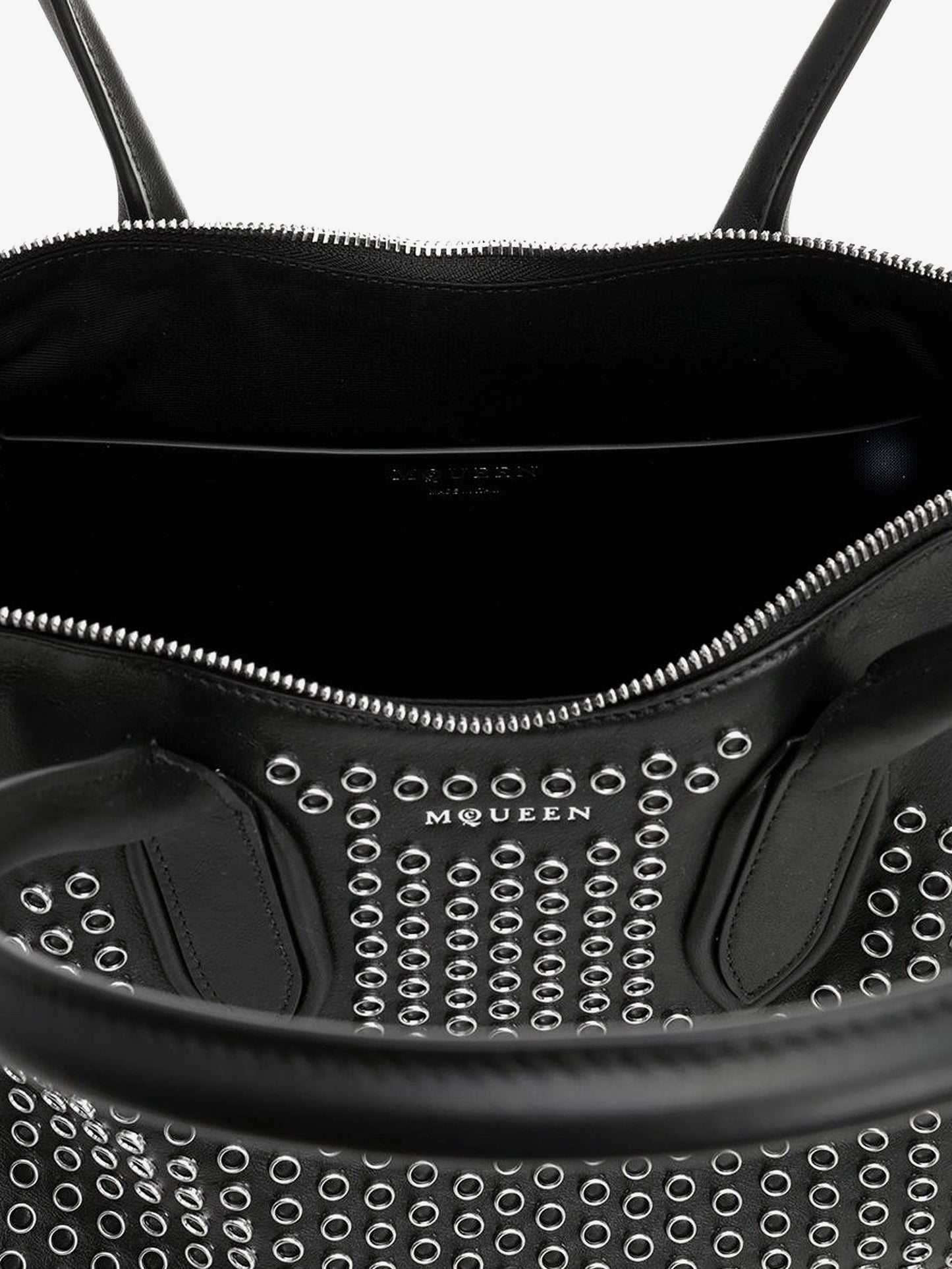 Borsa a spalla Manta in pelle con dettagli metallici all-over