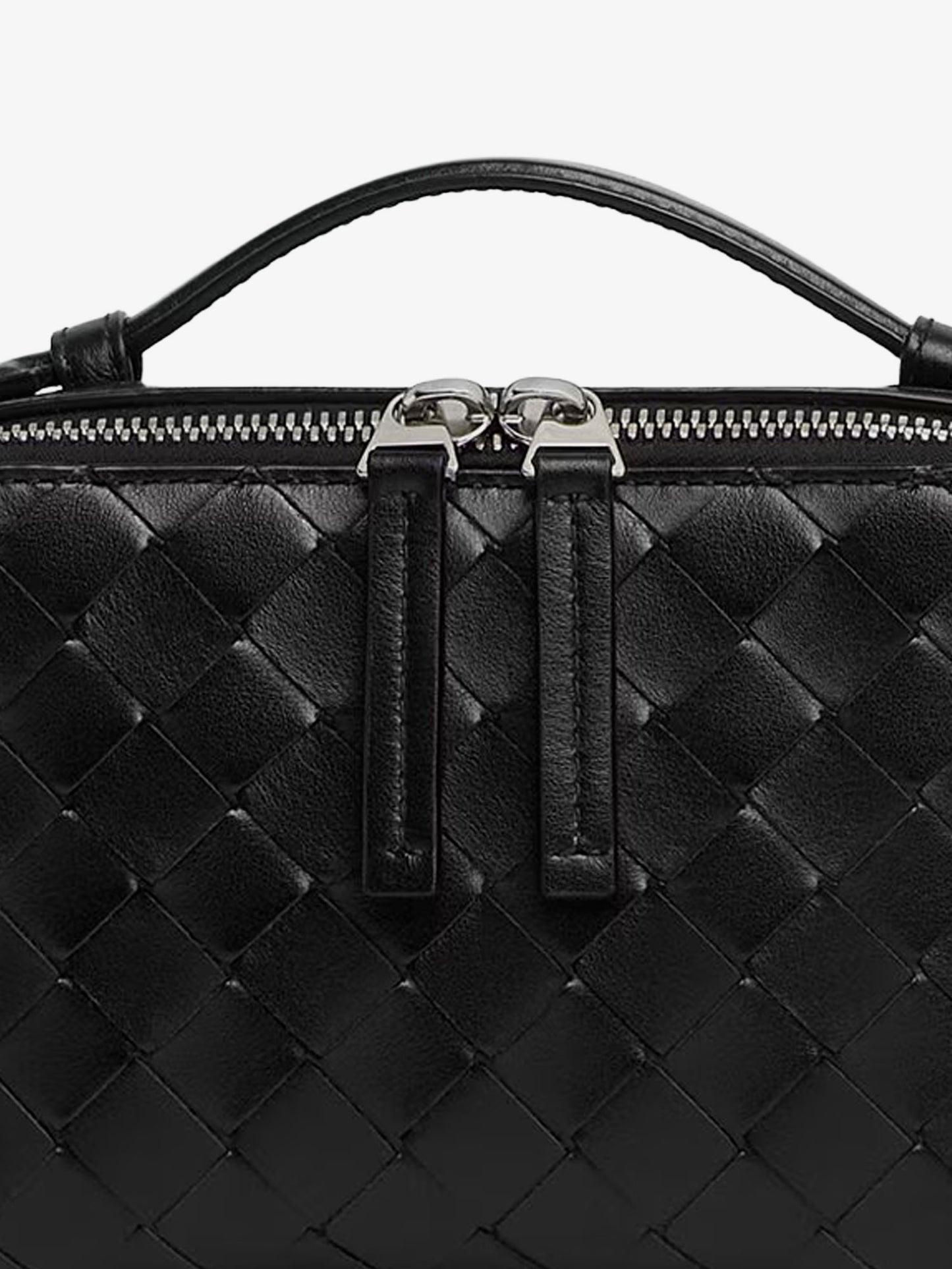 Leather clutch bag with Intrecciato motif