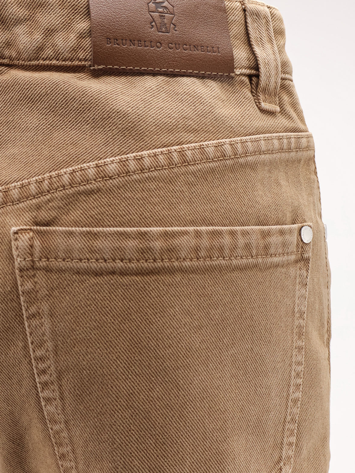 The Contemporary Loose Jeans