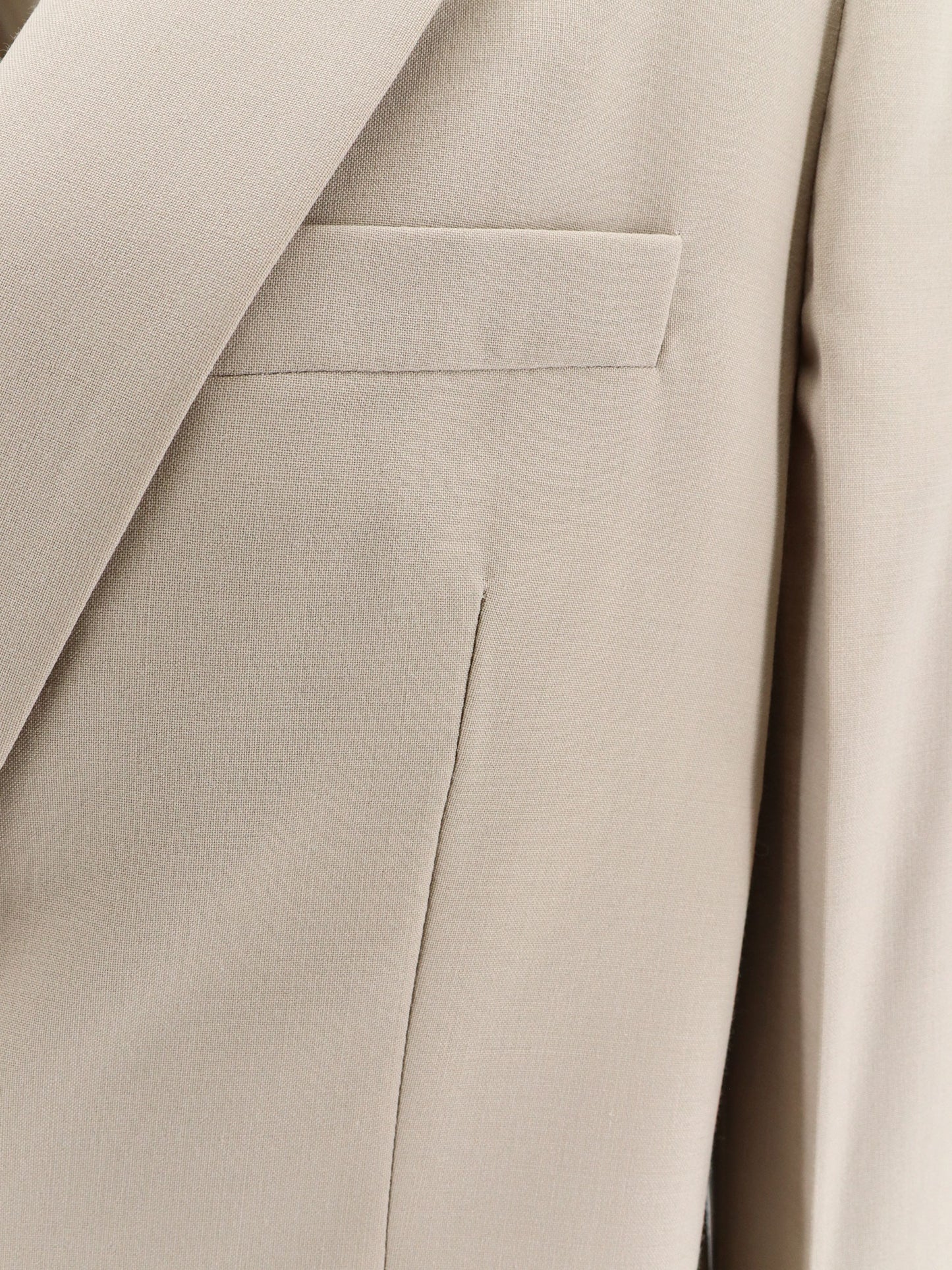 Virgin wool blend blazer