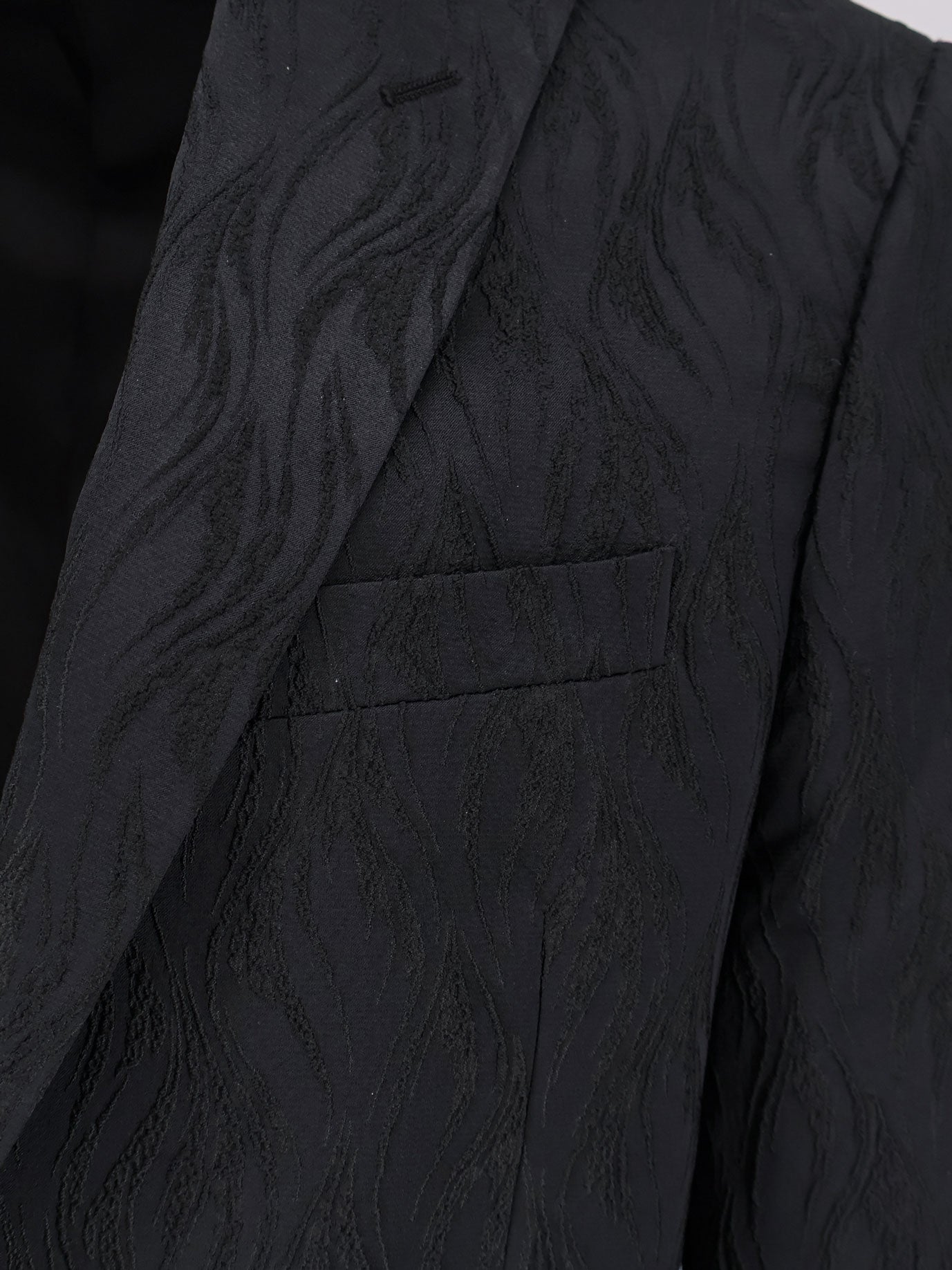 Single-breasted blazer with embroidery