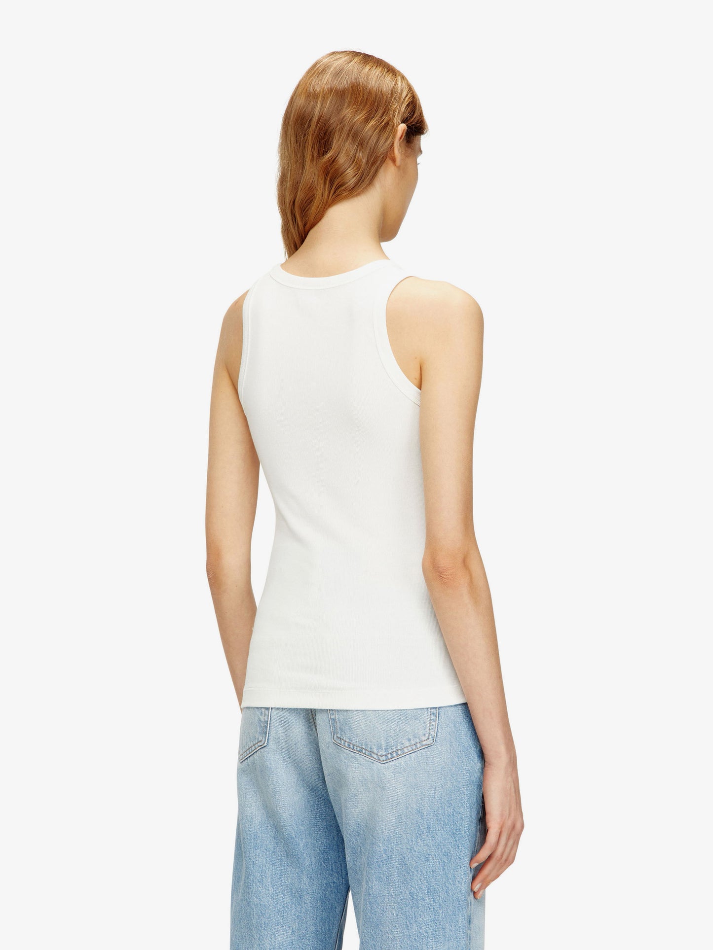 Canotta slim fit a costine con Oval D in metallo