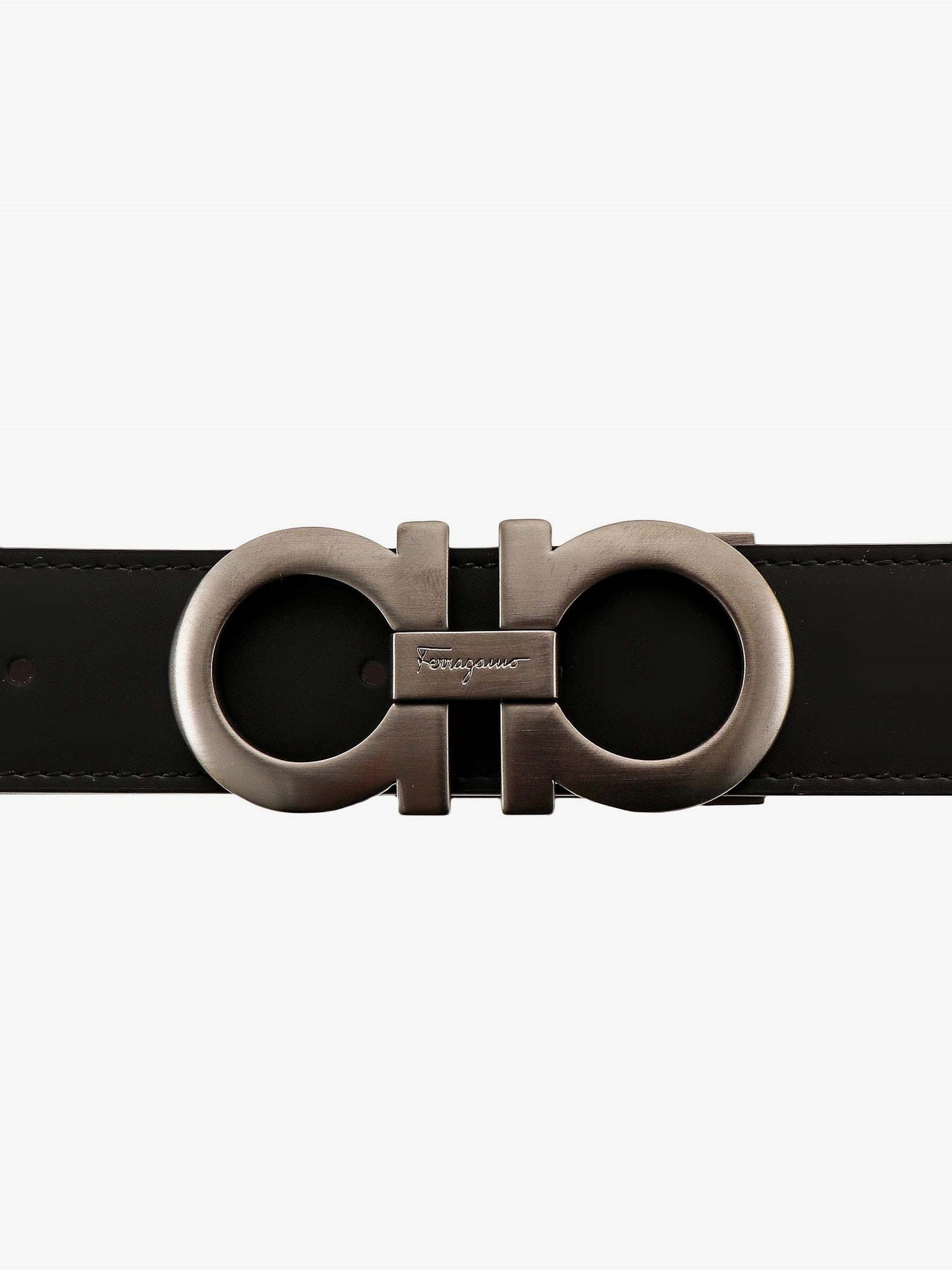 Reversible leather belt