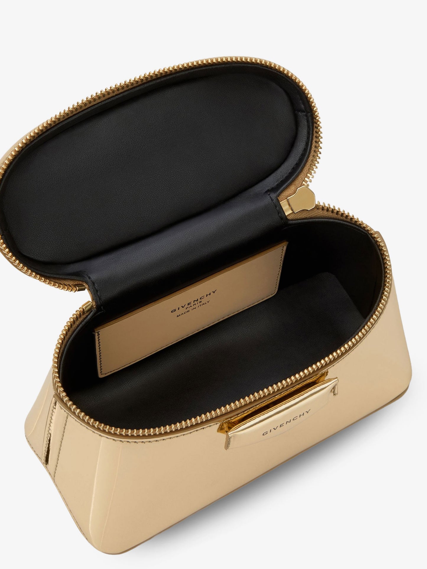 Antigona mirror-effect leather beauty case