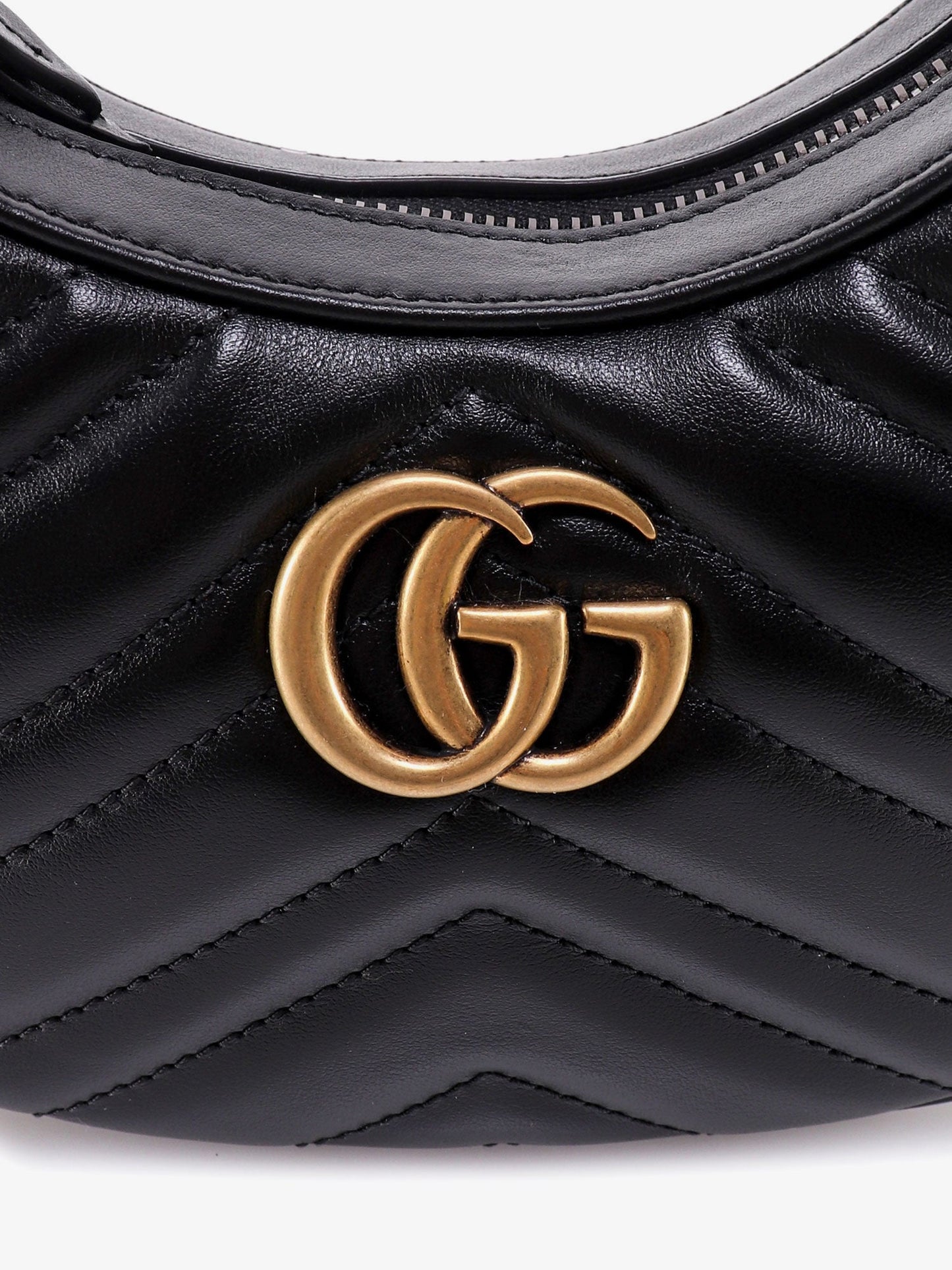GG Marmont quilted leather shoulder bag with metal GG logo