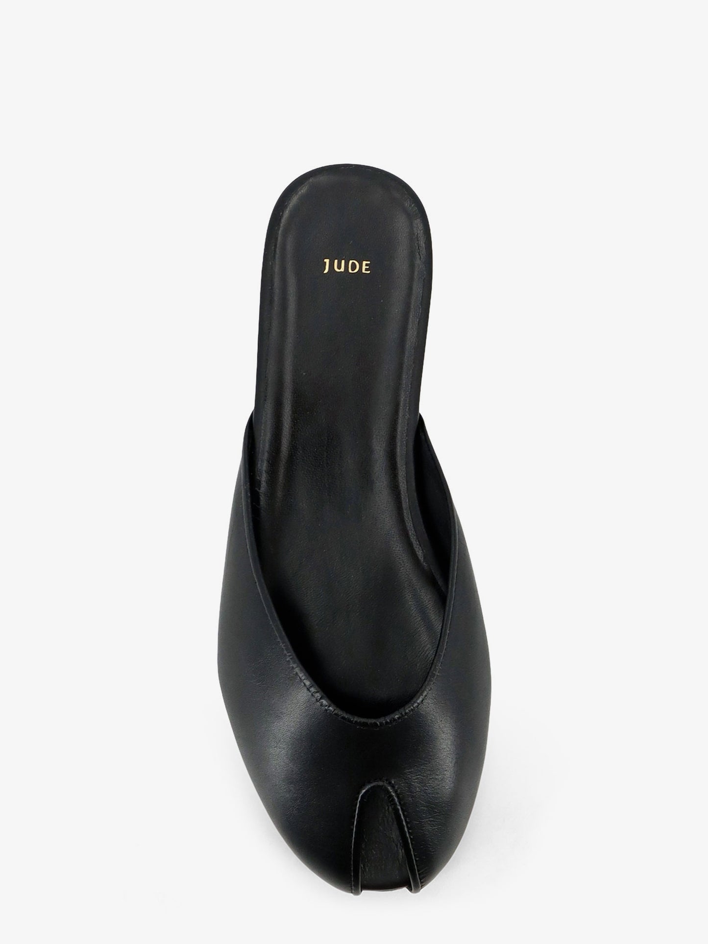 Date Flat leather sandals