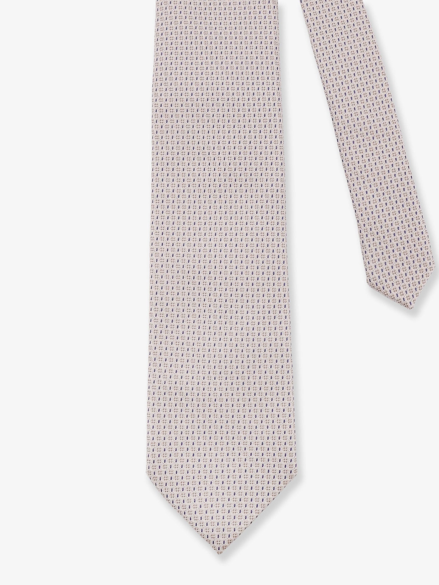 Silk tie