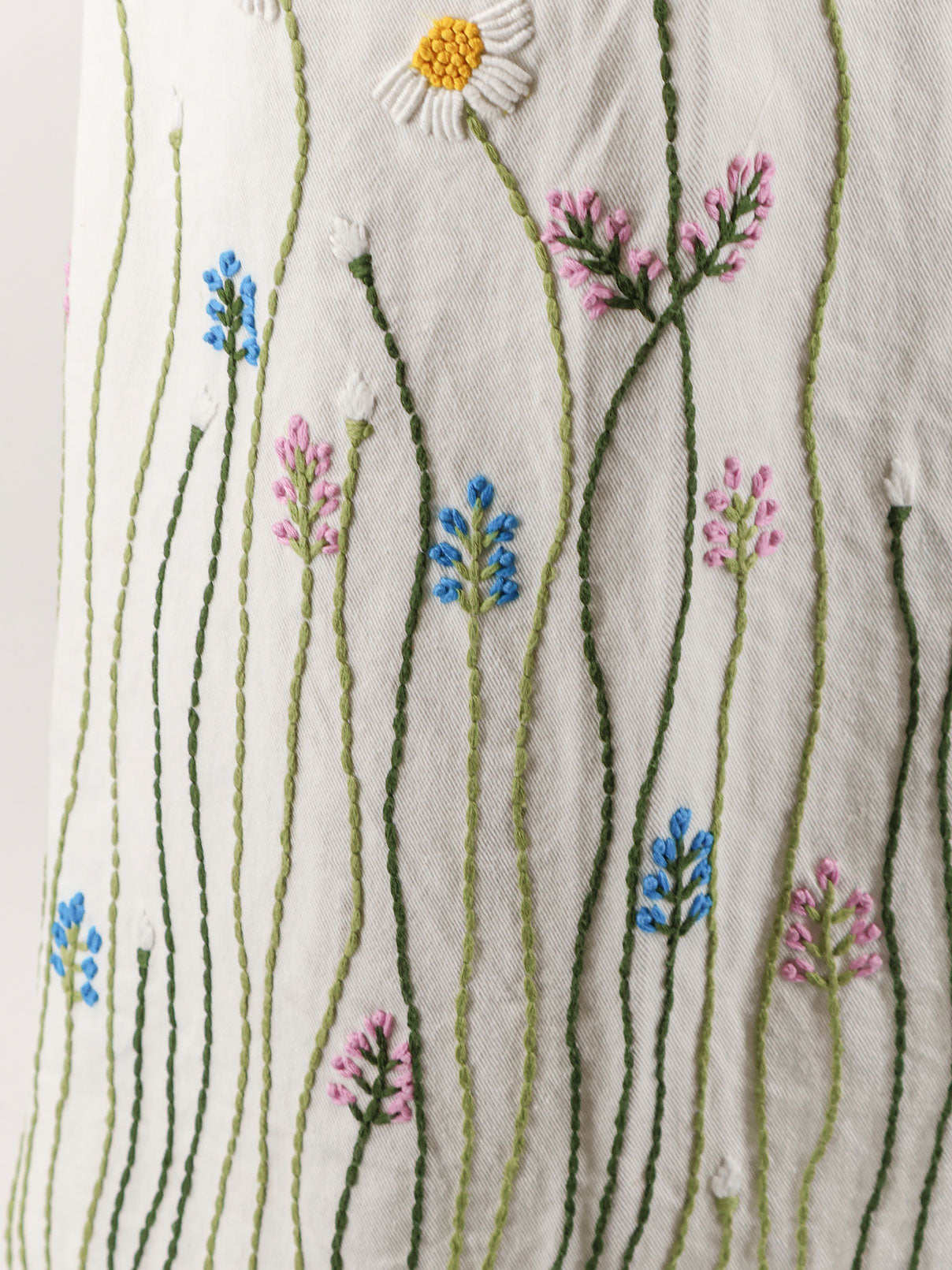 Cotton trousers with multicolor embroidery