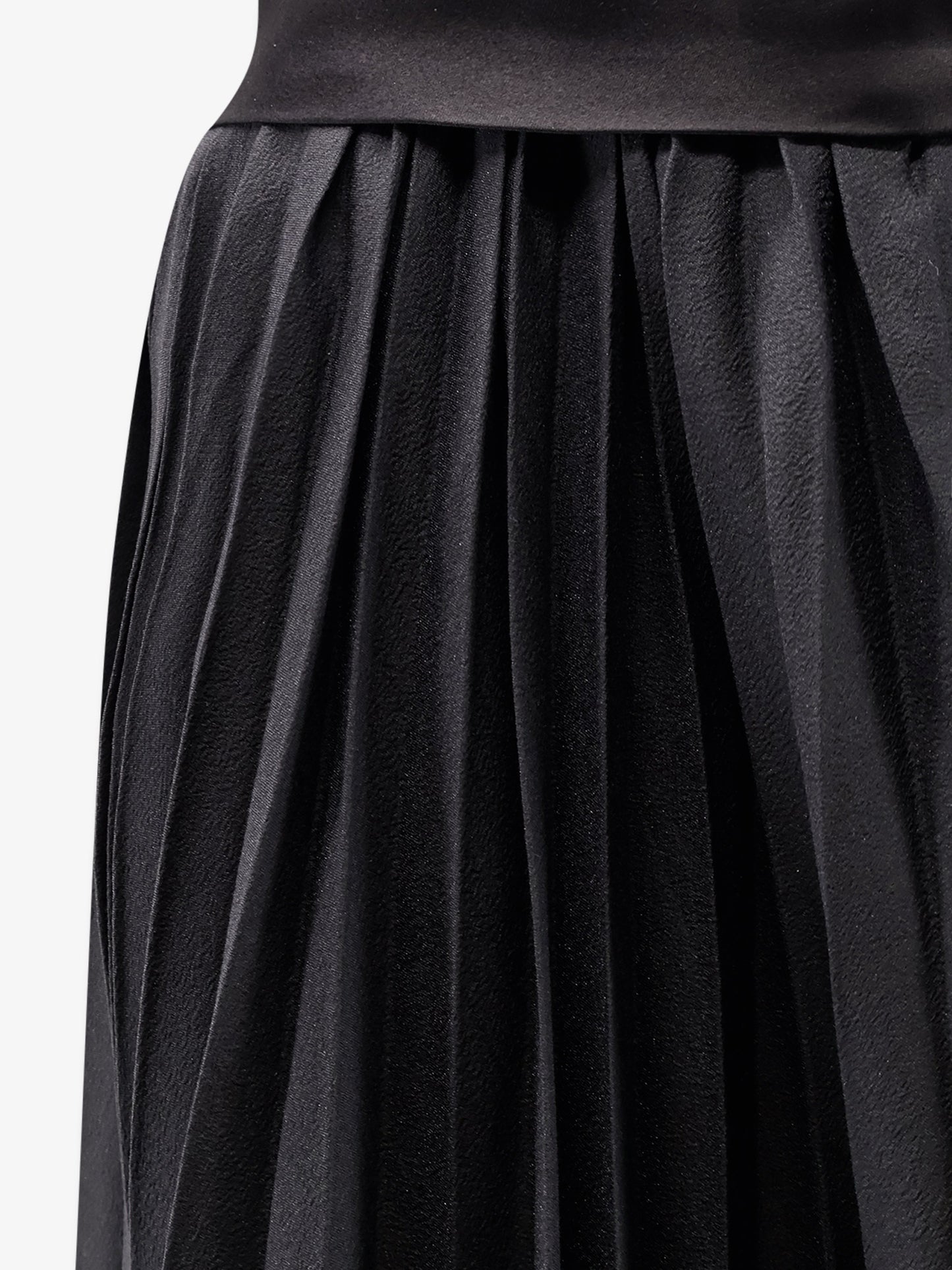 Arissto pleated skirt