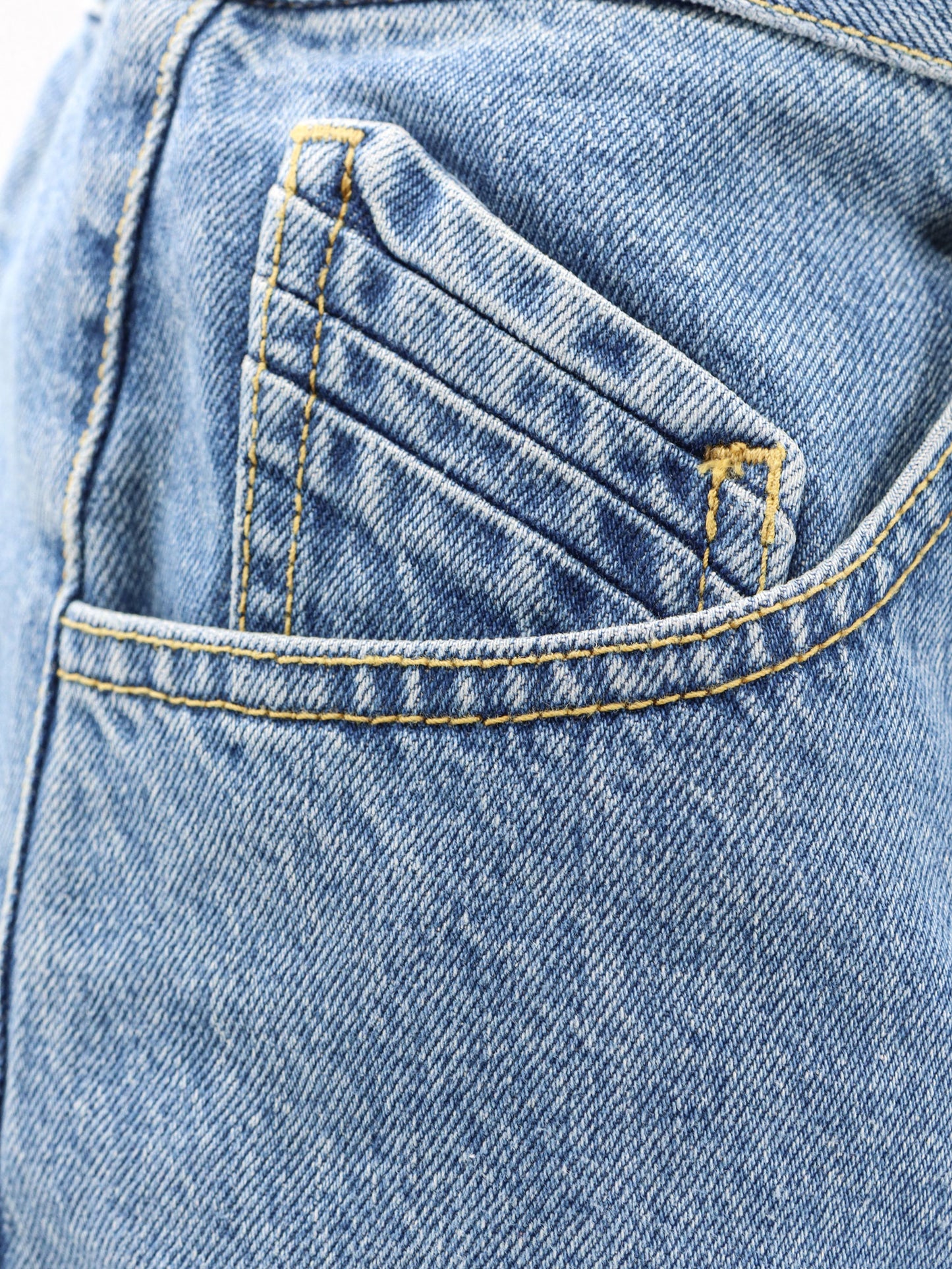 Denim skirt with belt