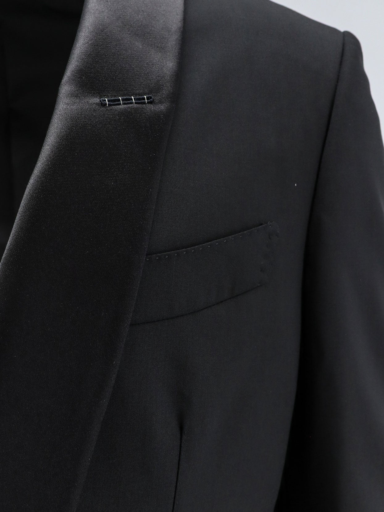 Tuxedo wool blazer