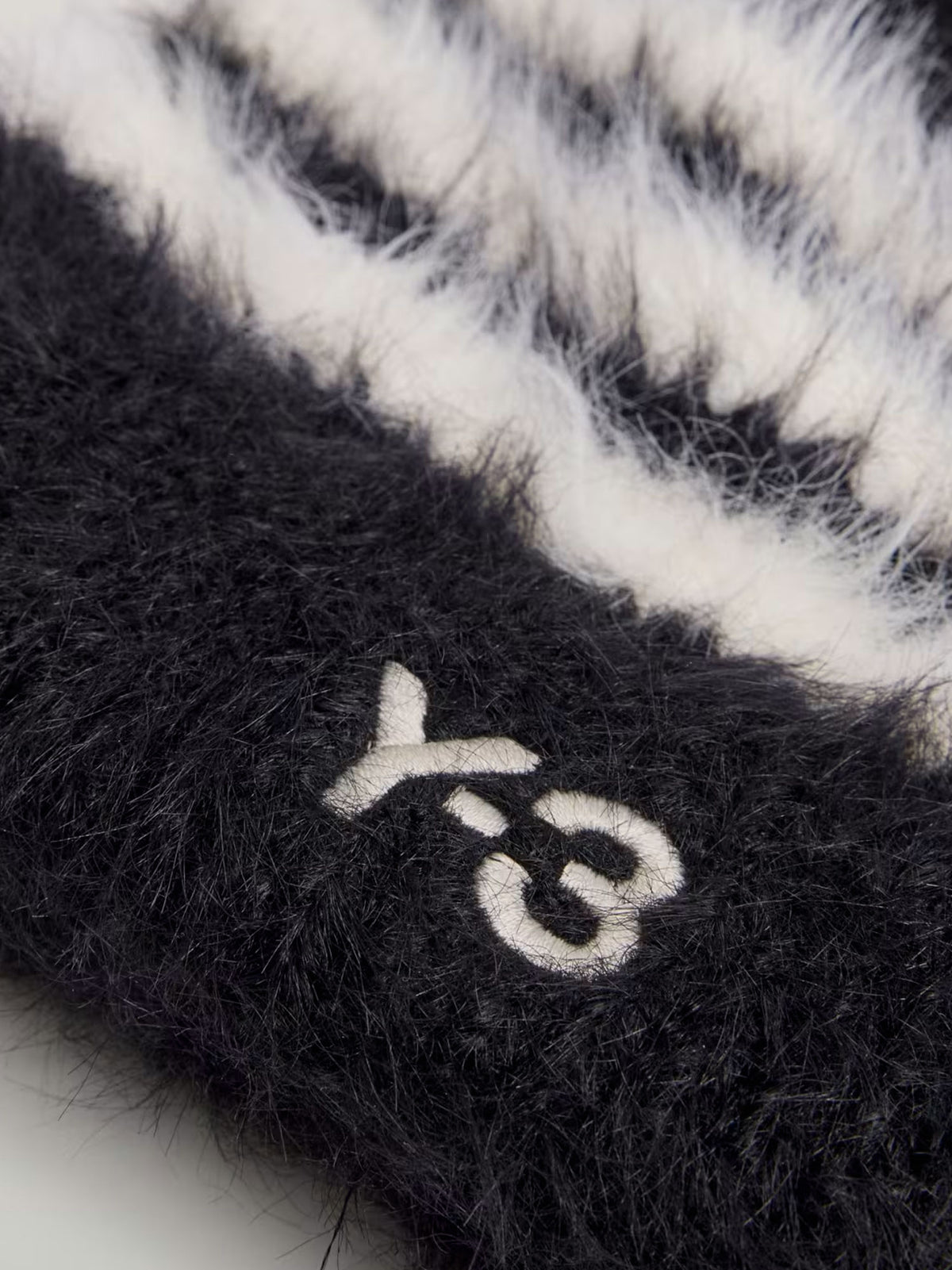 Knit hat with logo embroidery