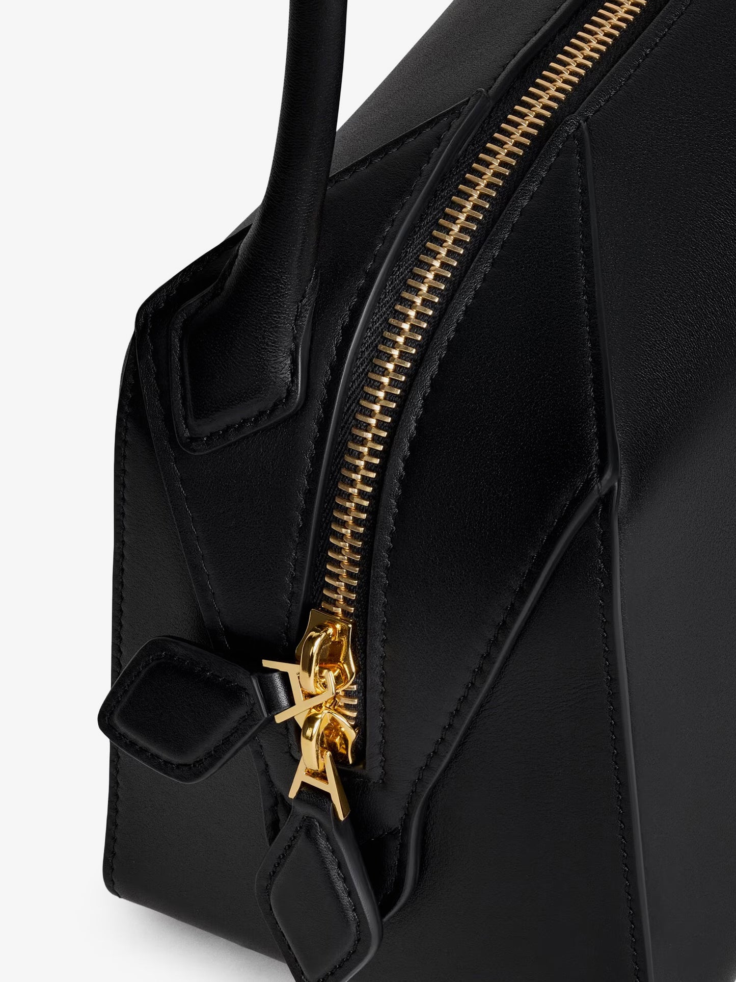 Le Teckel leather shoulder bag