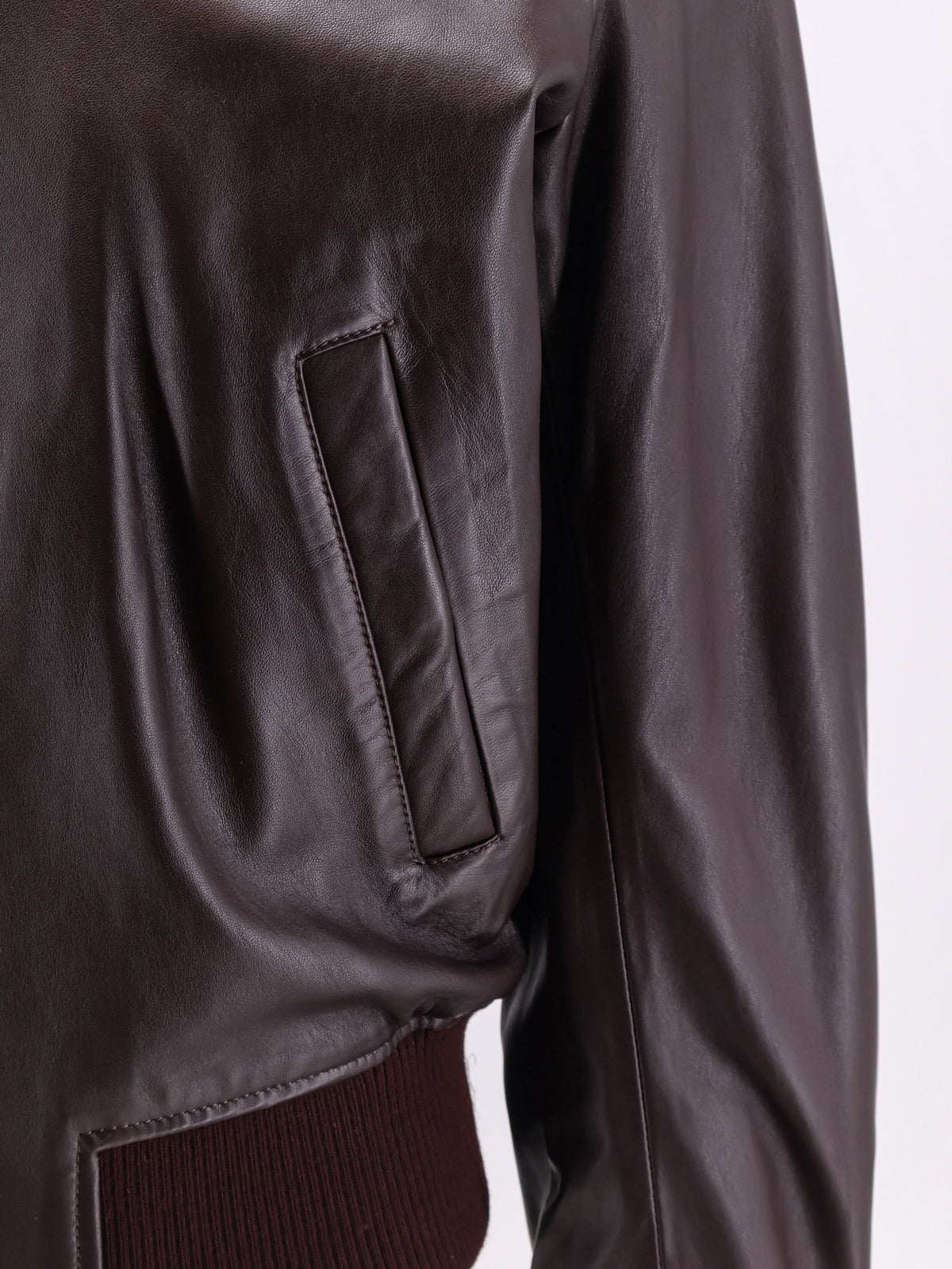Bordeaux leather jacket with zip