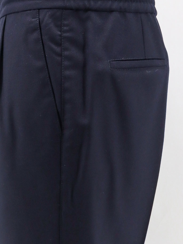 Pantaloni in lana vergine con coulisse regolabile