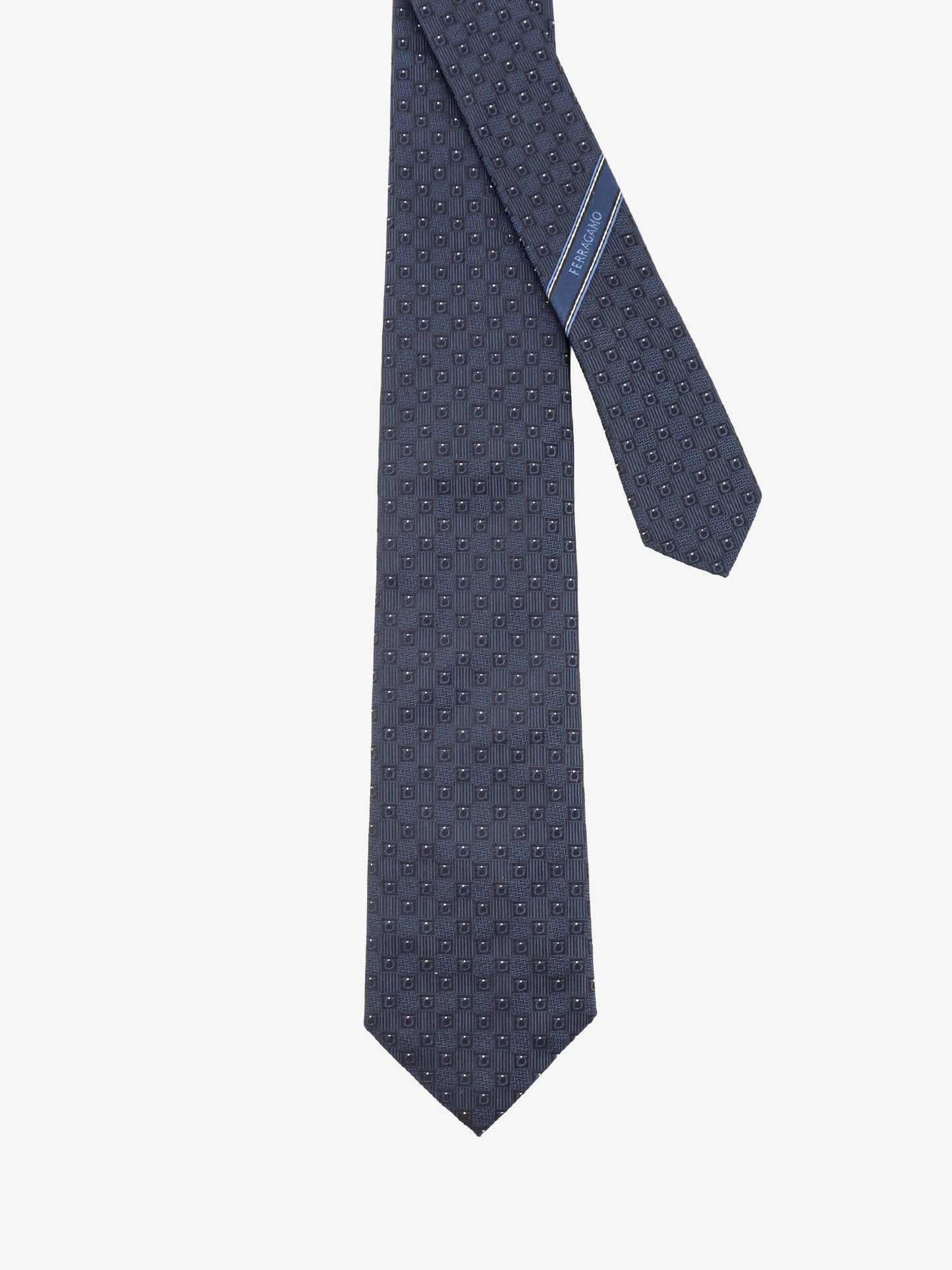 Cannes sik tie