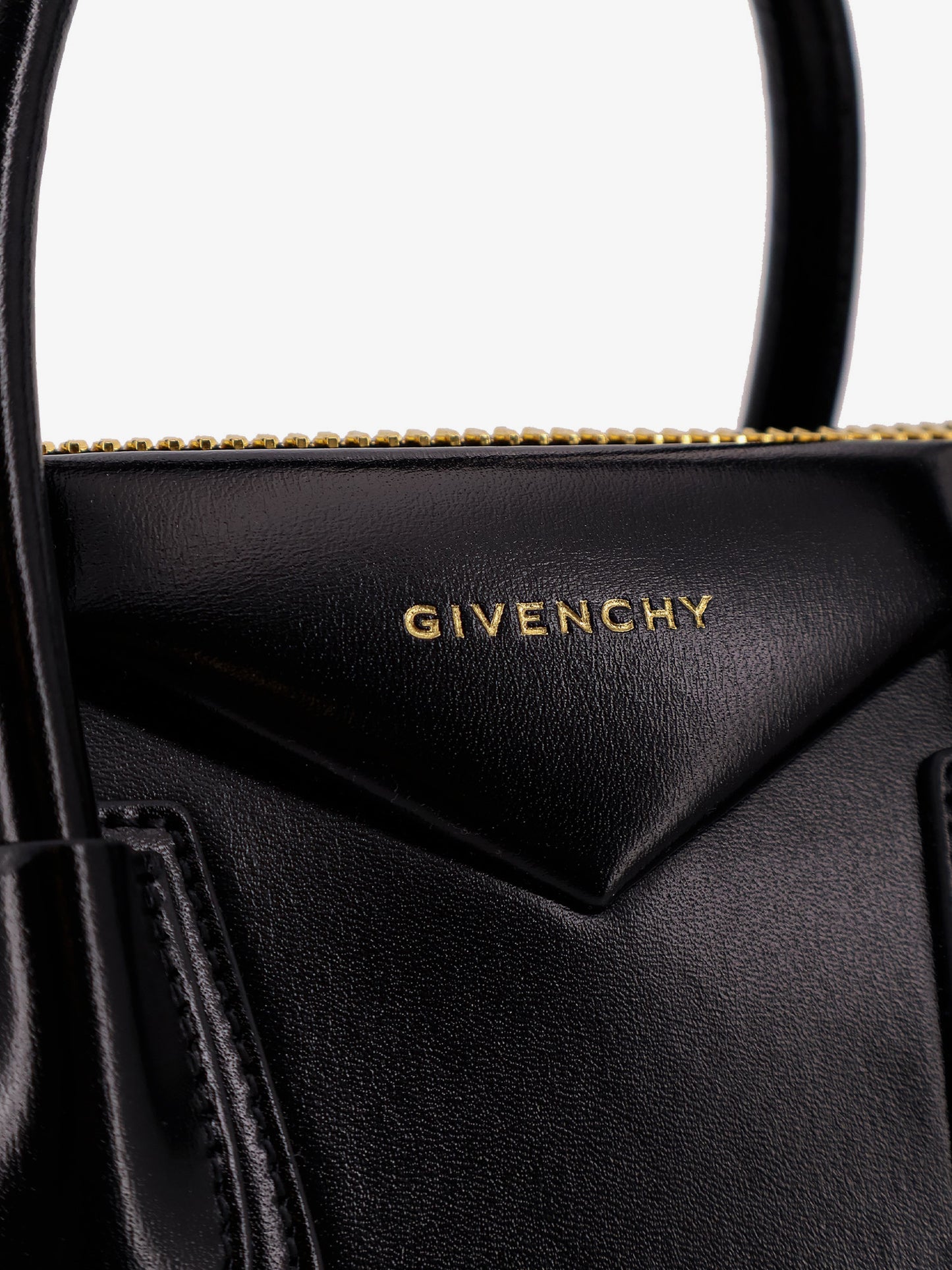 Antigona Small leather crossbody bag