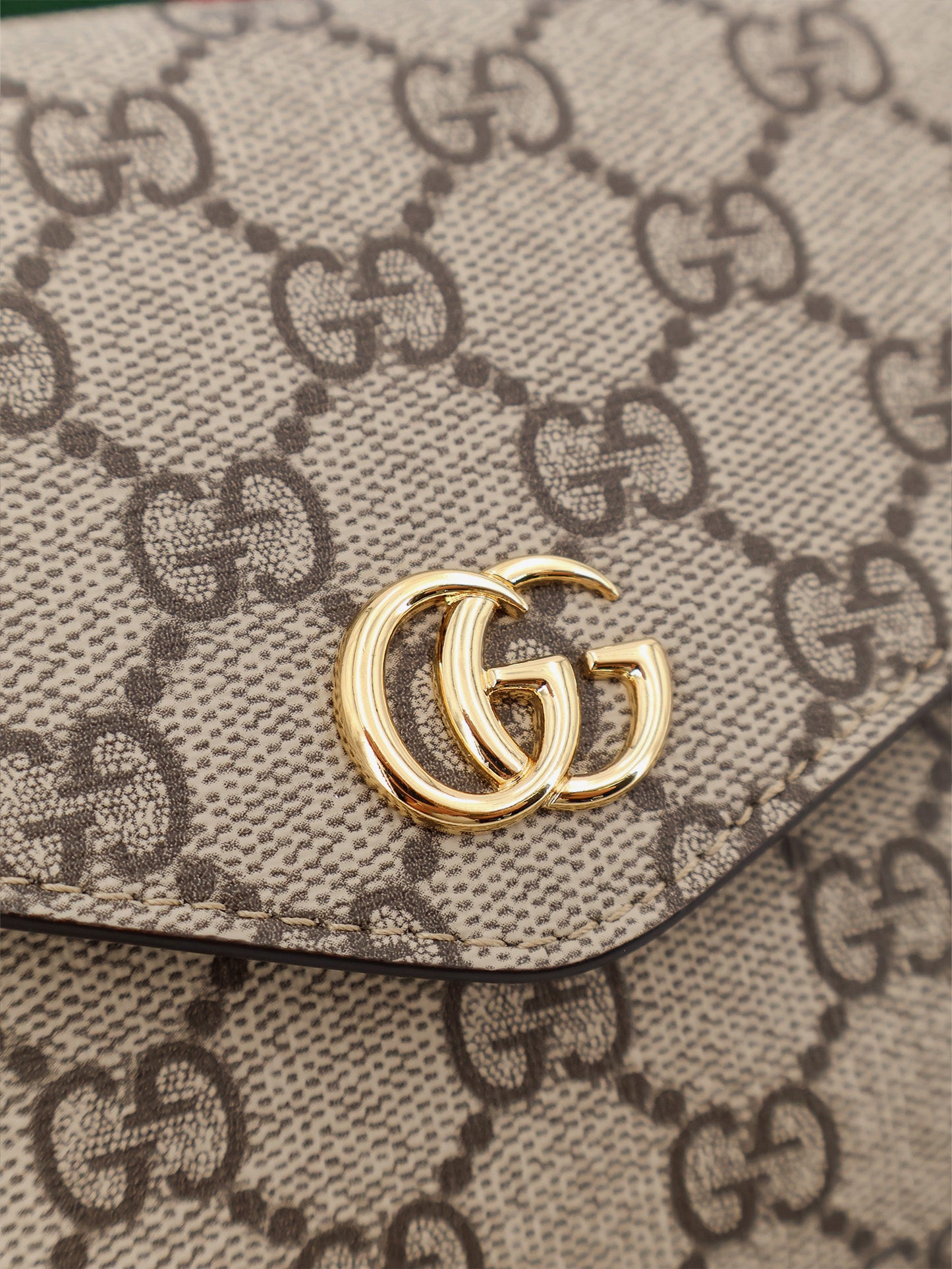 Ophidia GG Supreme fabric crossbody bag