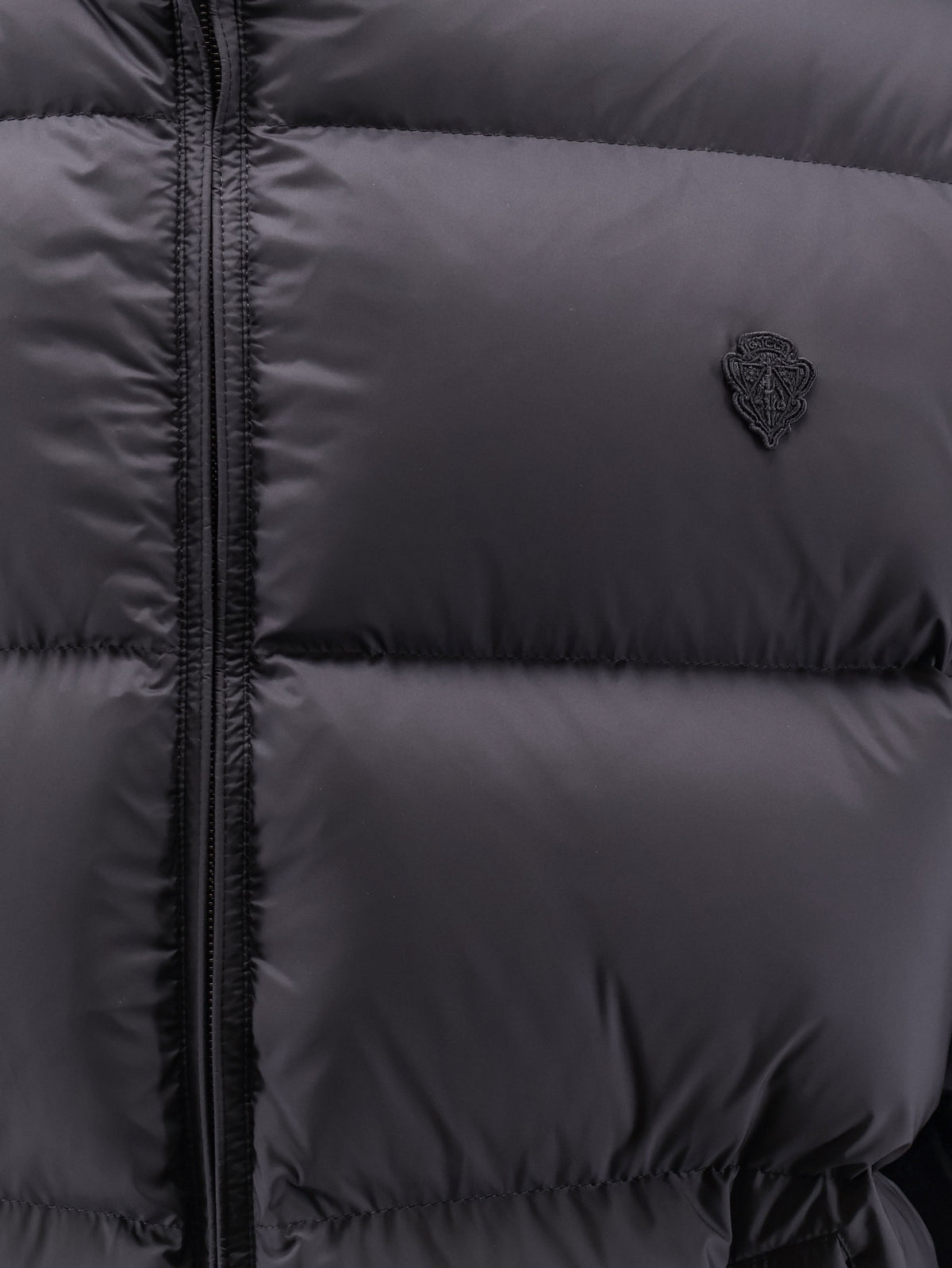 Piumino in poliestere leggero con zip