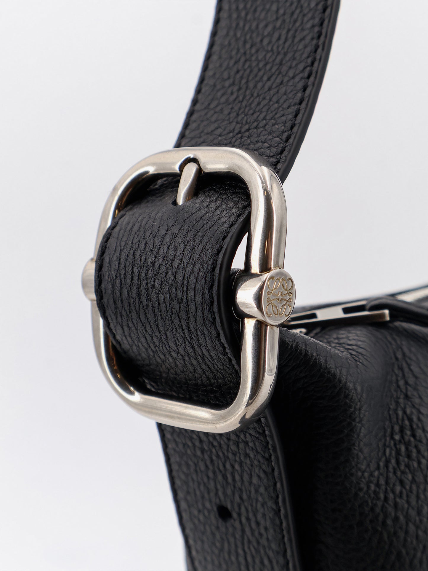 Borsa a tracolla Loop in pelle