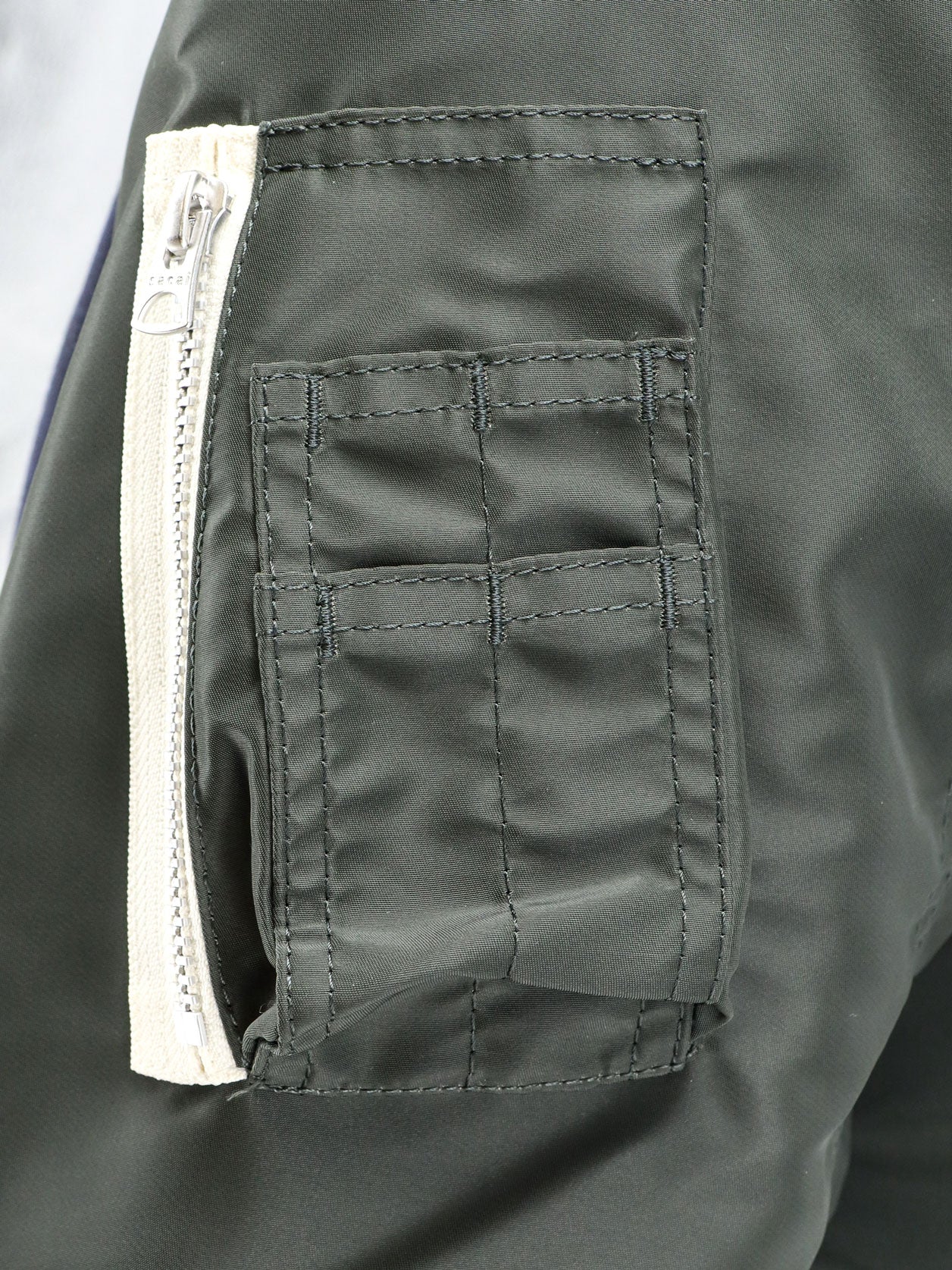 Cotton blend sweatshirt with nylon sleeves