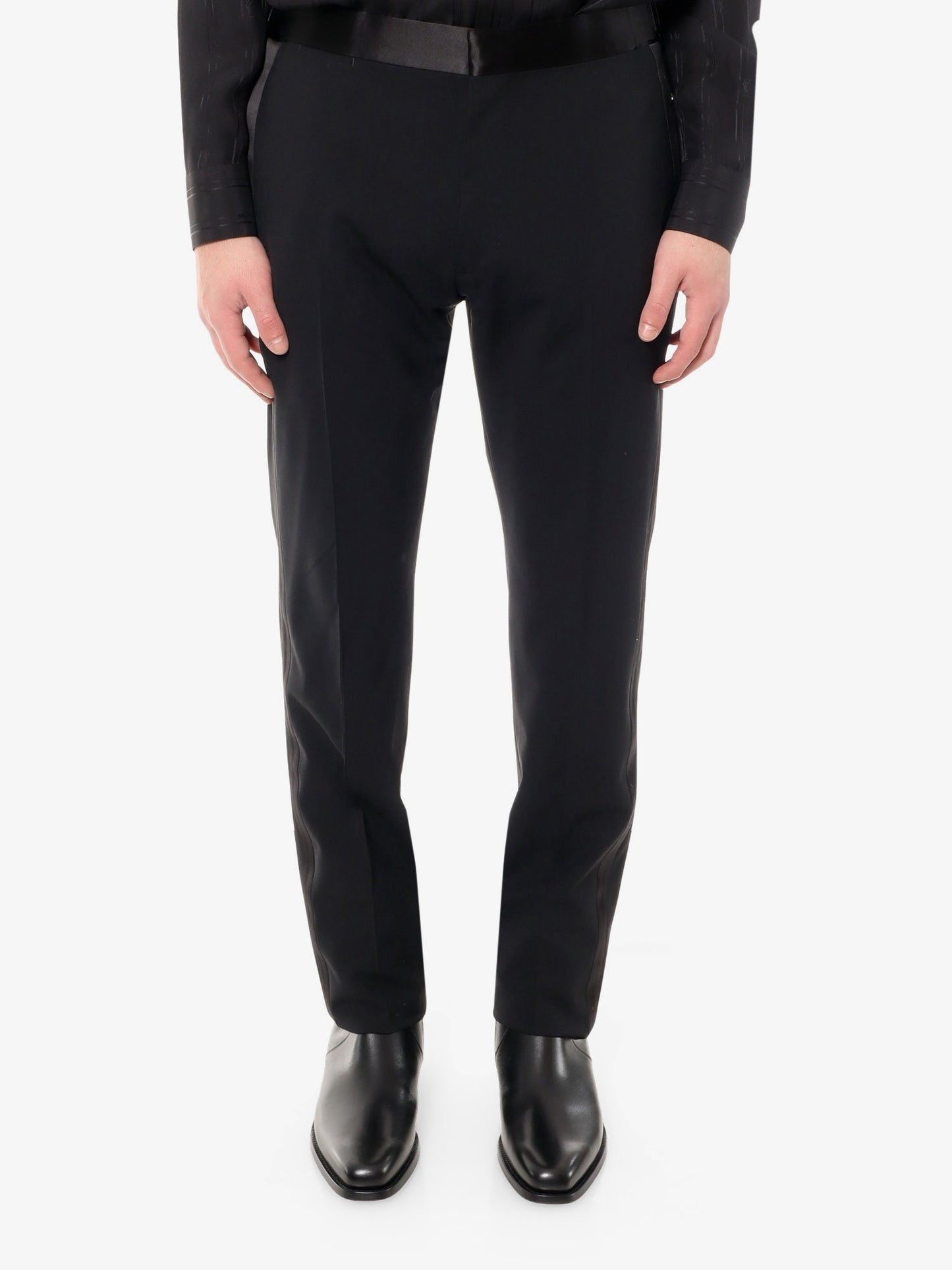 Virgin wool trouser with satin profiles