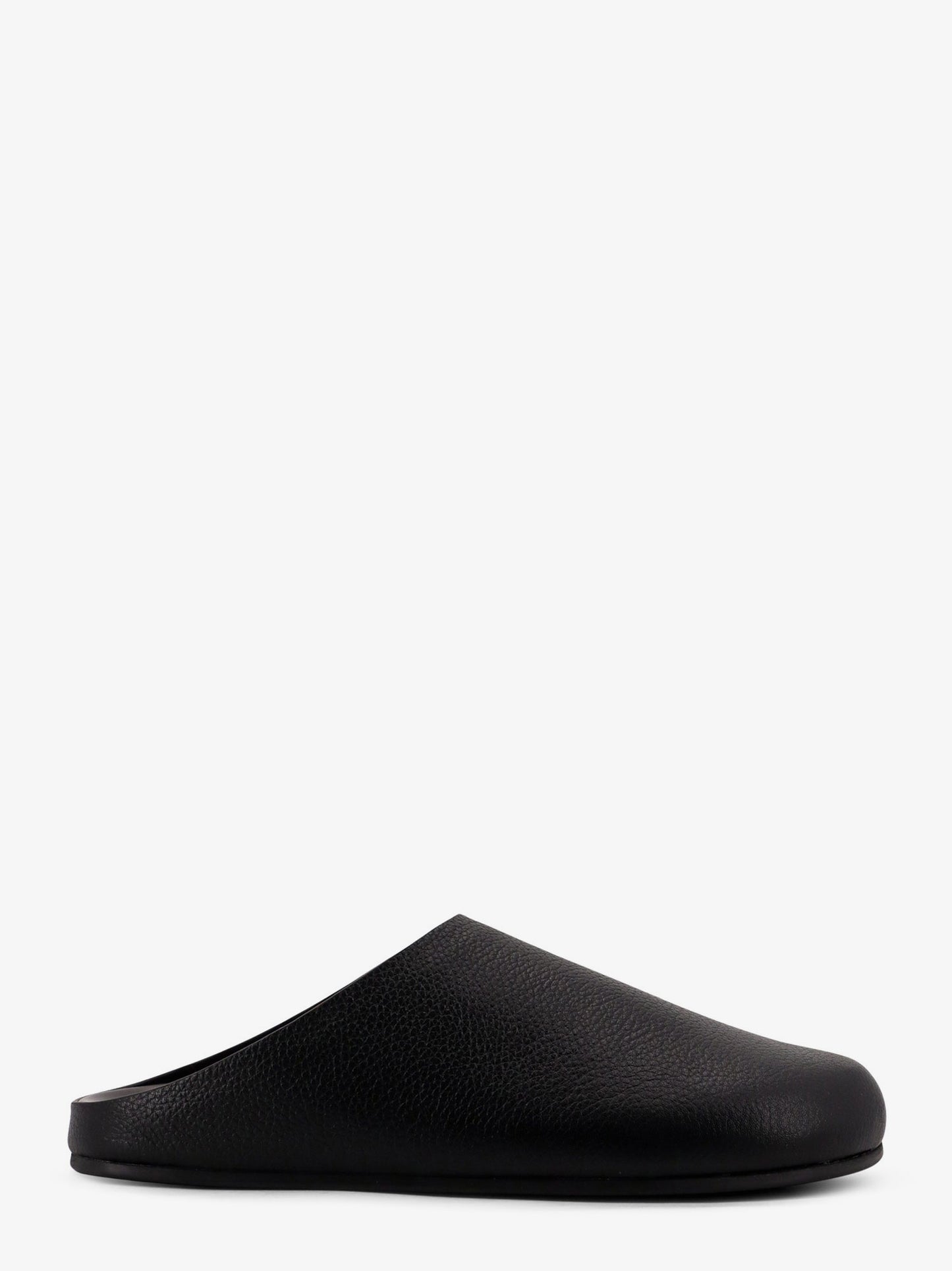 Hammered leather sandals