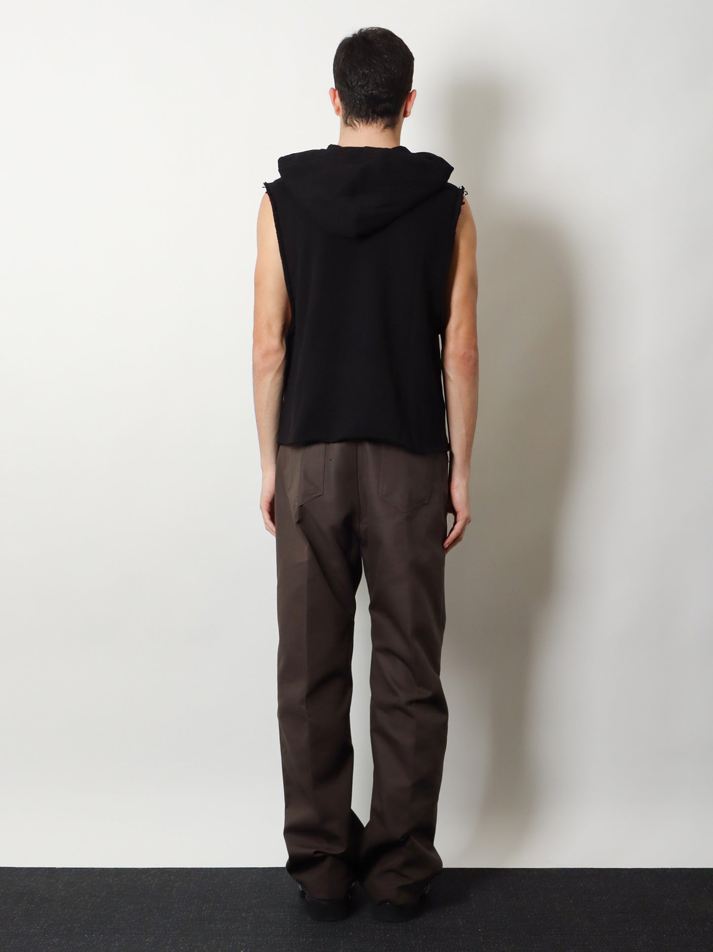 Sleeveless organic cotton sweatshirt